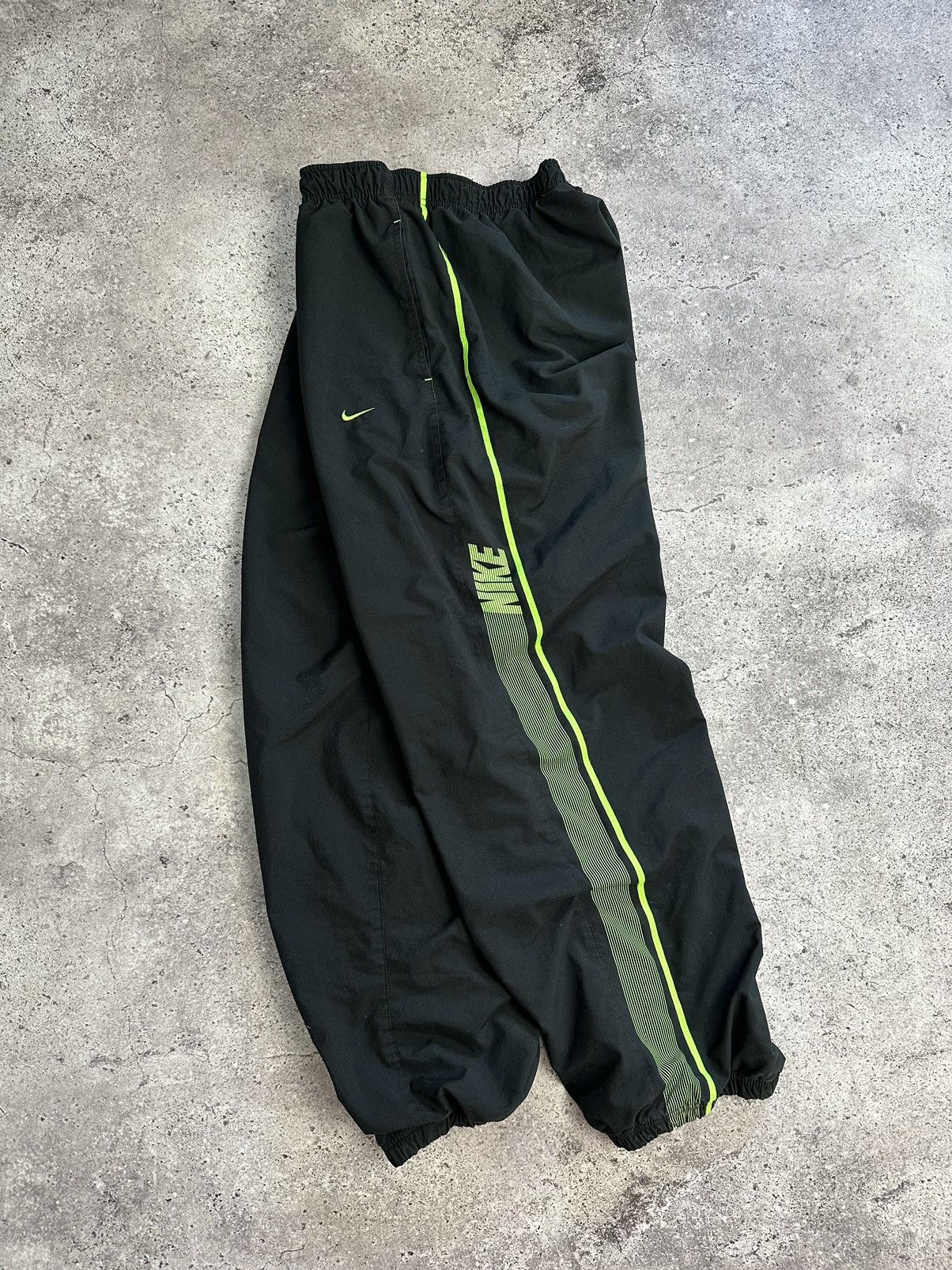 Vintage Nike Y2K Nylon Pants Drill Black