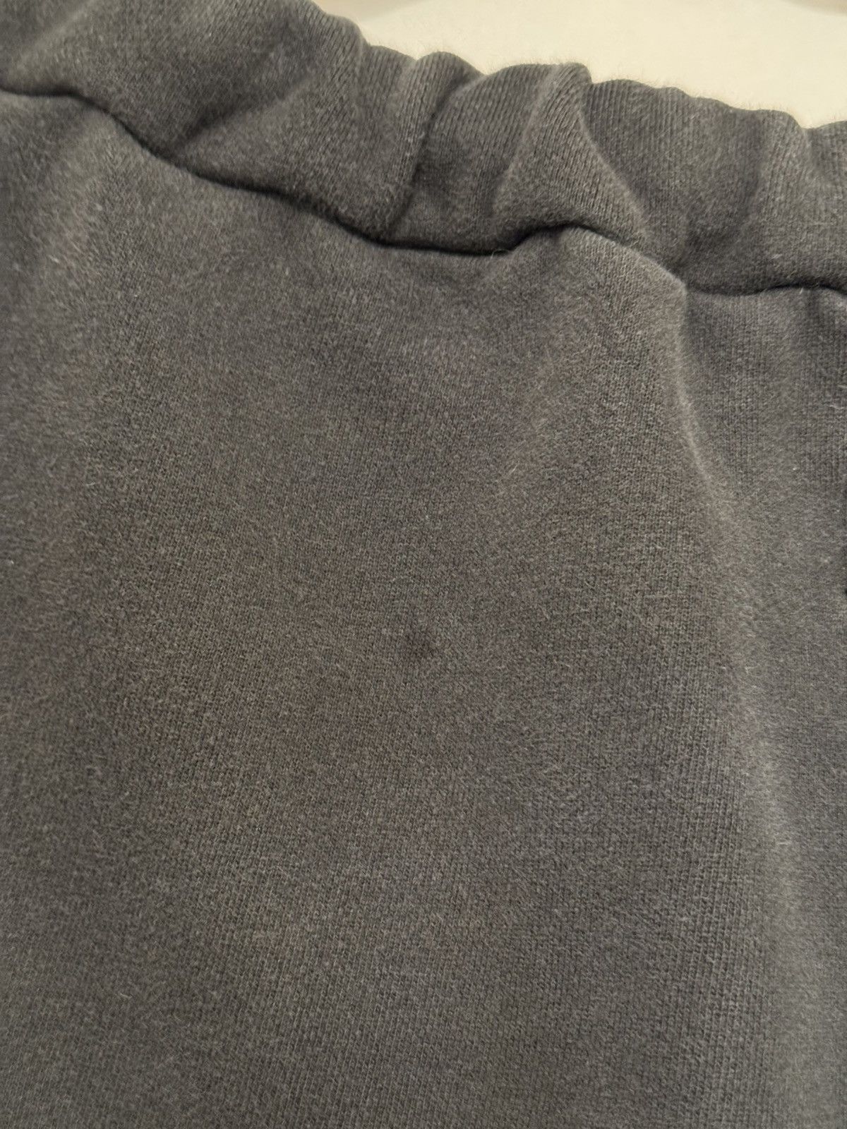 Fear of God Fear of God Essentials Stripe Sweatpants FW19 Black SZ S Size US 32 / EU 48 - 9 Thumbnail