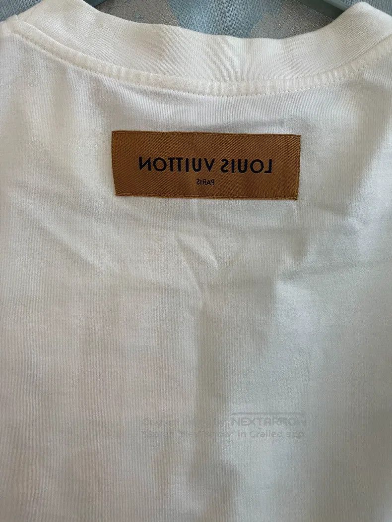 Louis Vuitton Louis Vuitton Letter big logo short sleeves Size US M / EU 48-50 / 2 - 4 Thumbnail