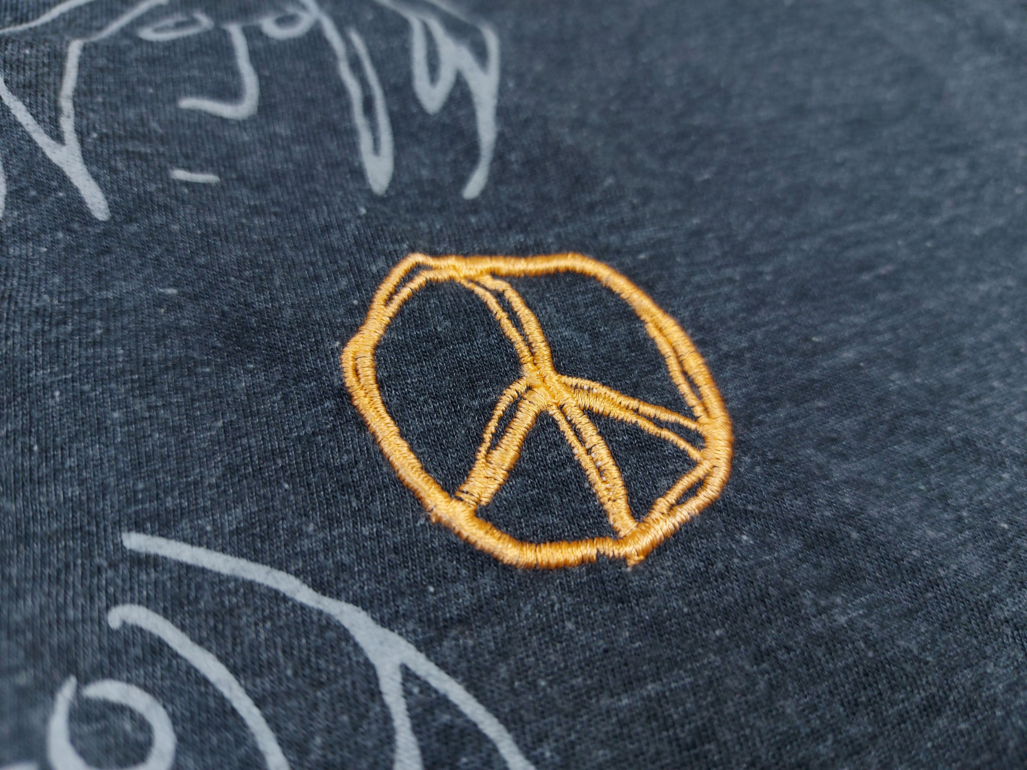 Band Tees Vintage 2008 John Lennon Yoko Ono Peace Embroidery TEE Size US M / EU 48-50 / 2 - 7 Thumbnail