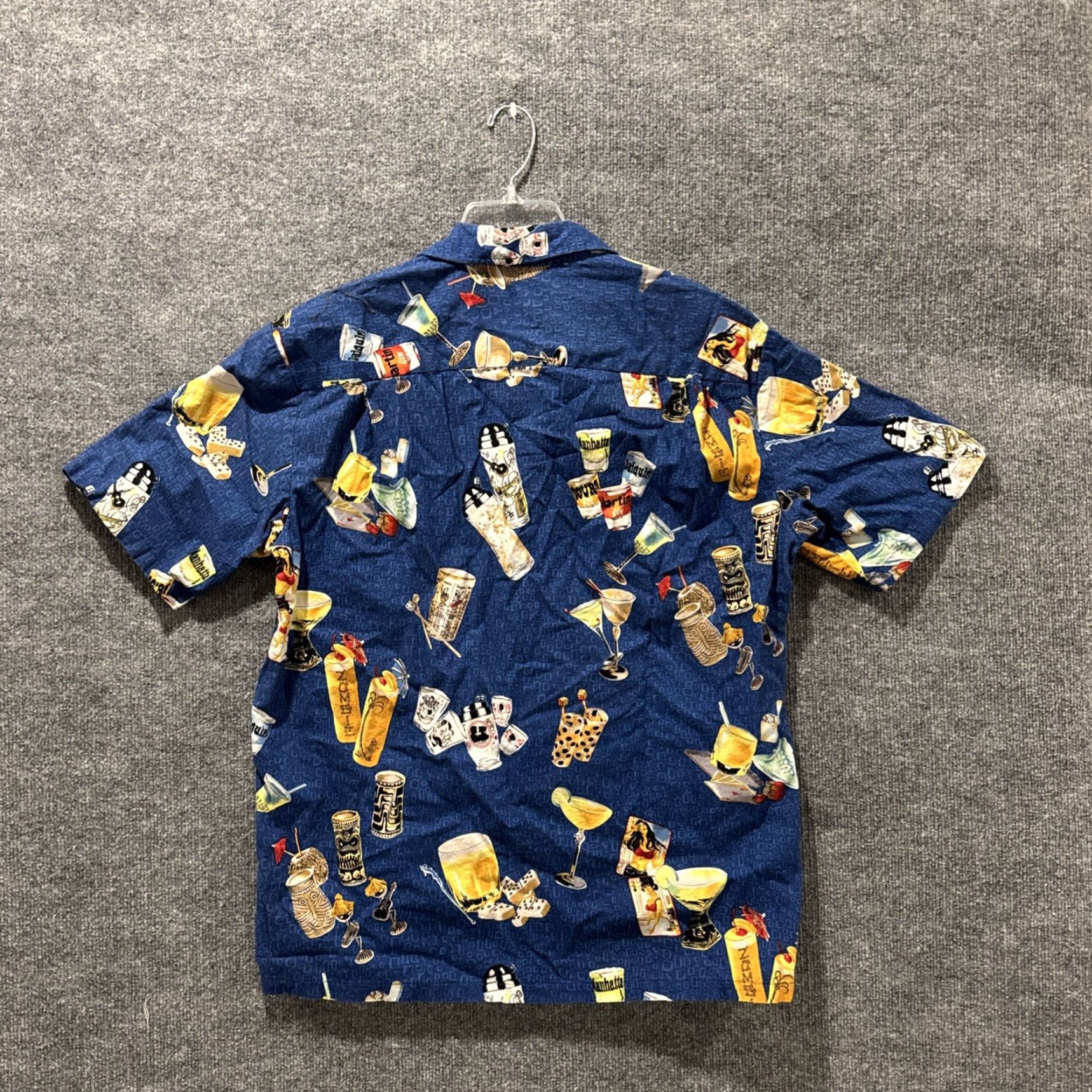 Vintage Pacific Legend Shirt XL Button-Up Short Sleeve Hawaiian Vodka Cocktail Pacific Legend Hawaiian Shirt XL Short Sleeve Button-Up Blue Men Mens Size US XL / EU 56 / 4 - 6 Thumbnail