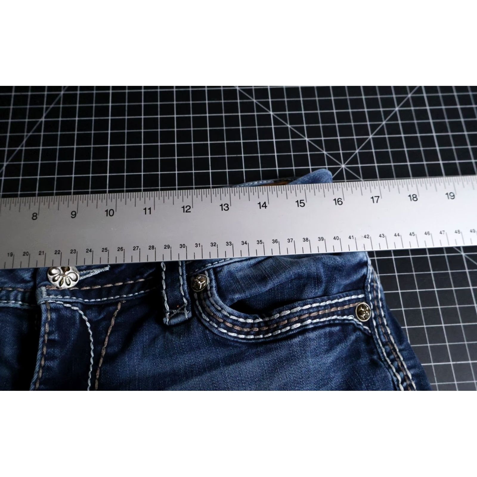 Vintage Rock Revival Saralyn Easy Skinny Jeans Women's 30 Blue Denim Stretch Rhinestone 5-Pocket Medium Wash Hipster Modern Size 30" / US 8 / IT 44 - 5 Thumbnail
