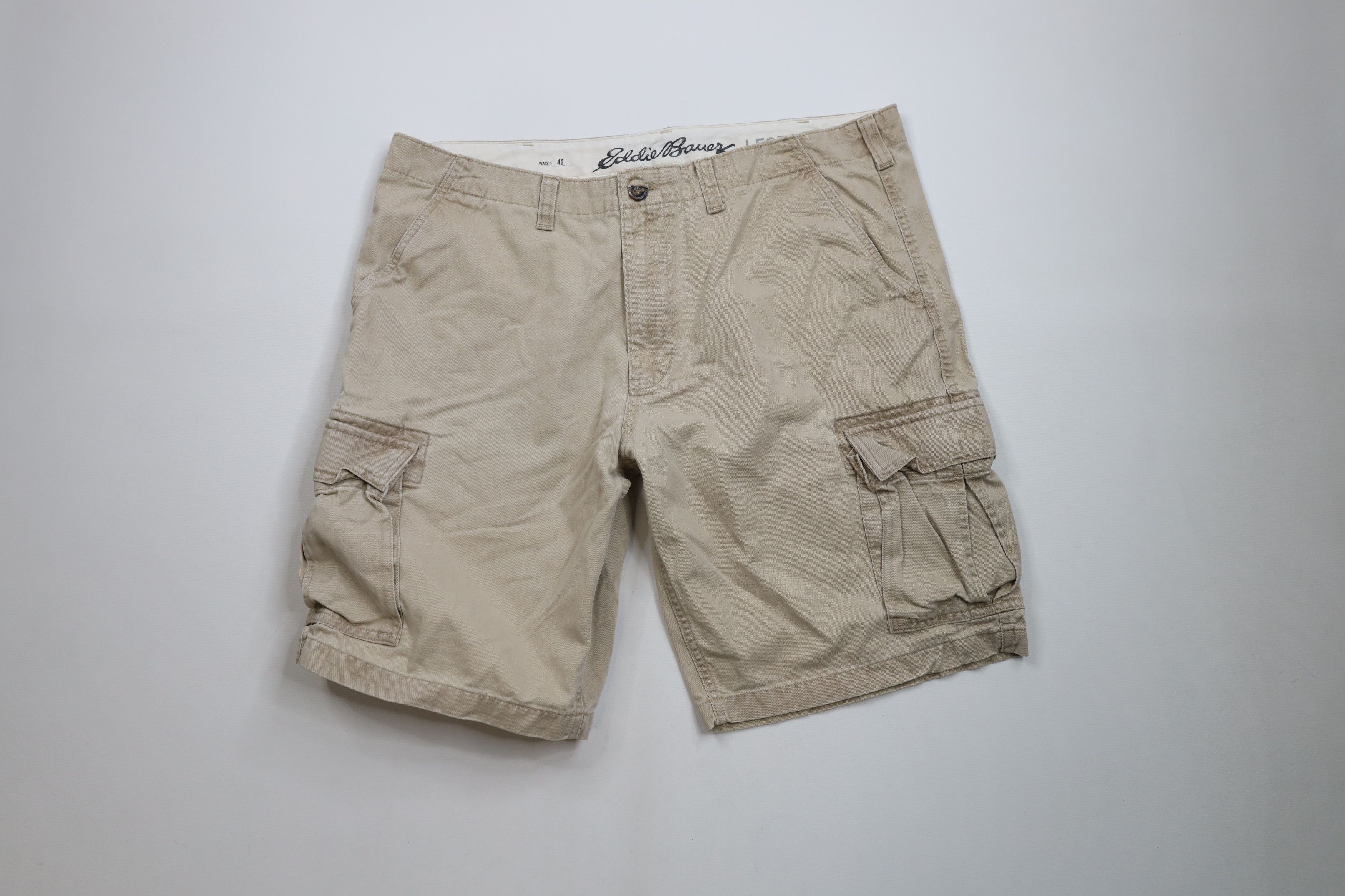 Eddie Bauer × Vintage Vintage Eddie Bauer Heavyweight Cotton Cargo Shorts Beige Size US 40 / EU 56 - 1 Thumbnail