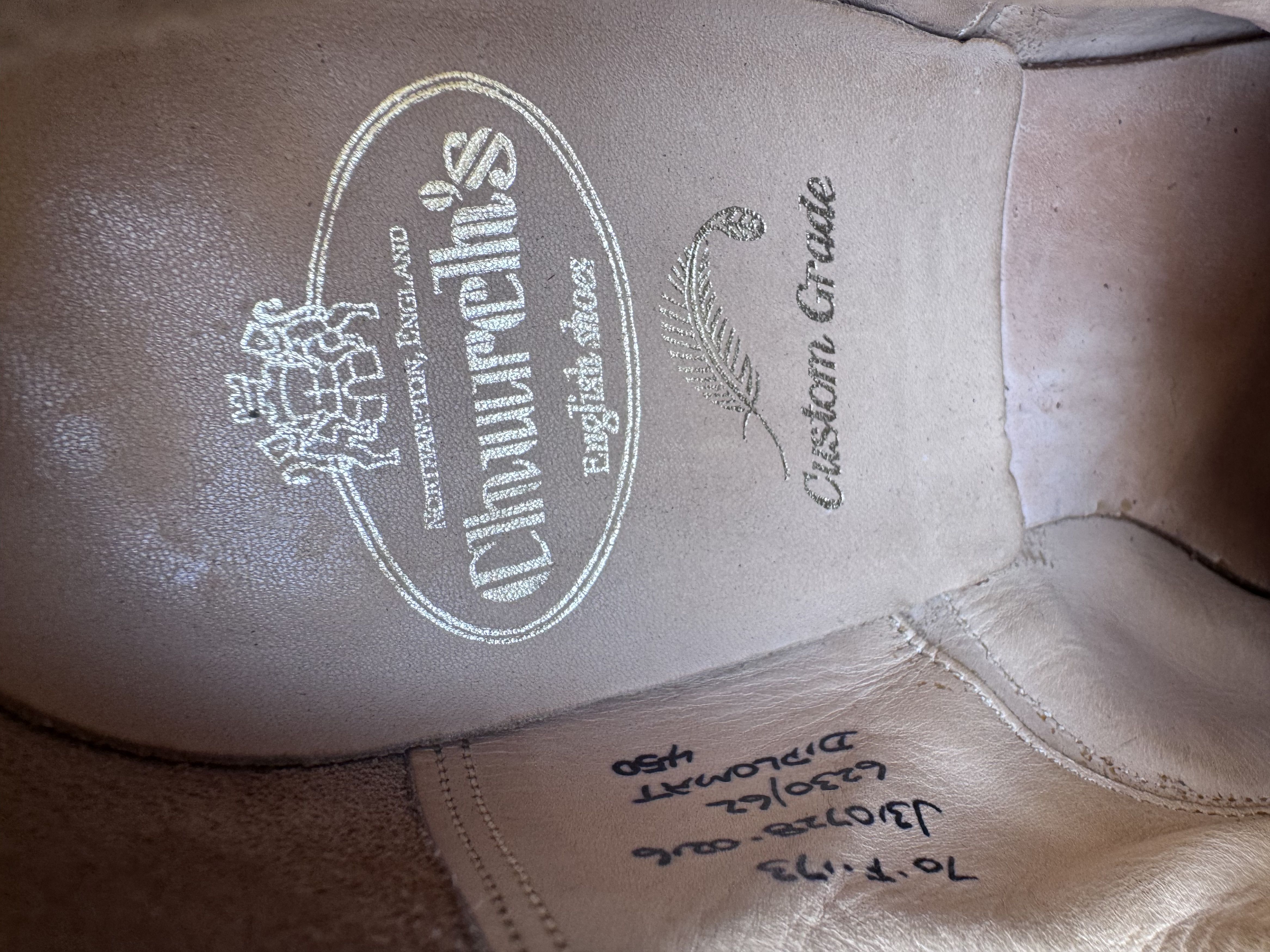 Church's Church's Diplomat England Brogue Cap Toe Oxfords Size US 8 / EU 41 - 8 Thumbnail
