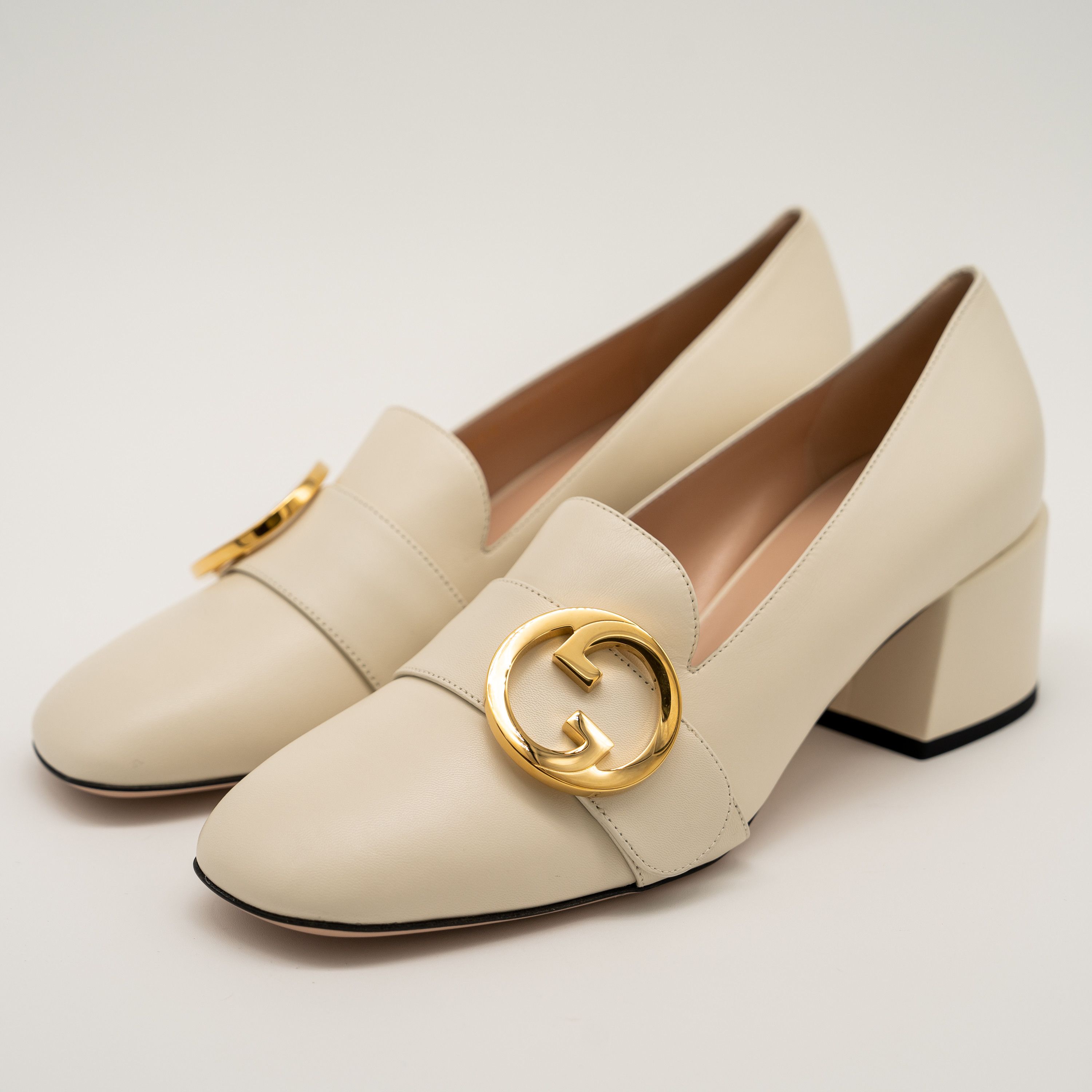 Gucci 40.5G 10.5 US Gucci Blondie Pump White GG Heels Leather Size US 10.5 / IT 40.5 - 1 Thumbnail