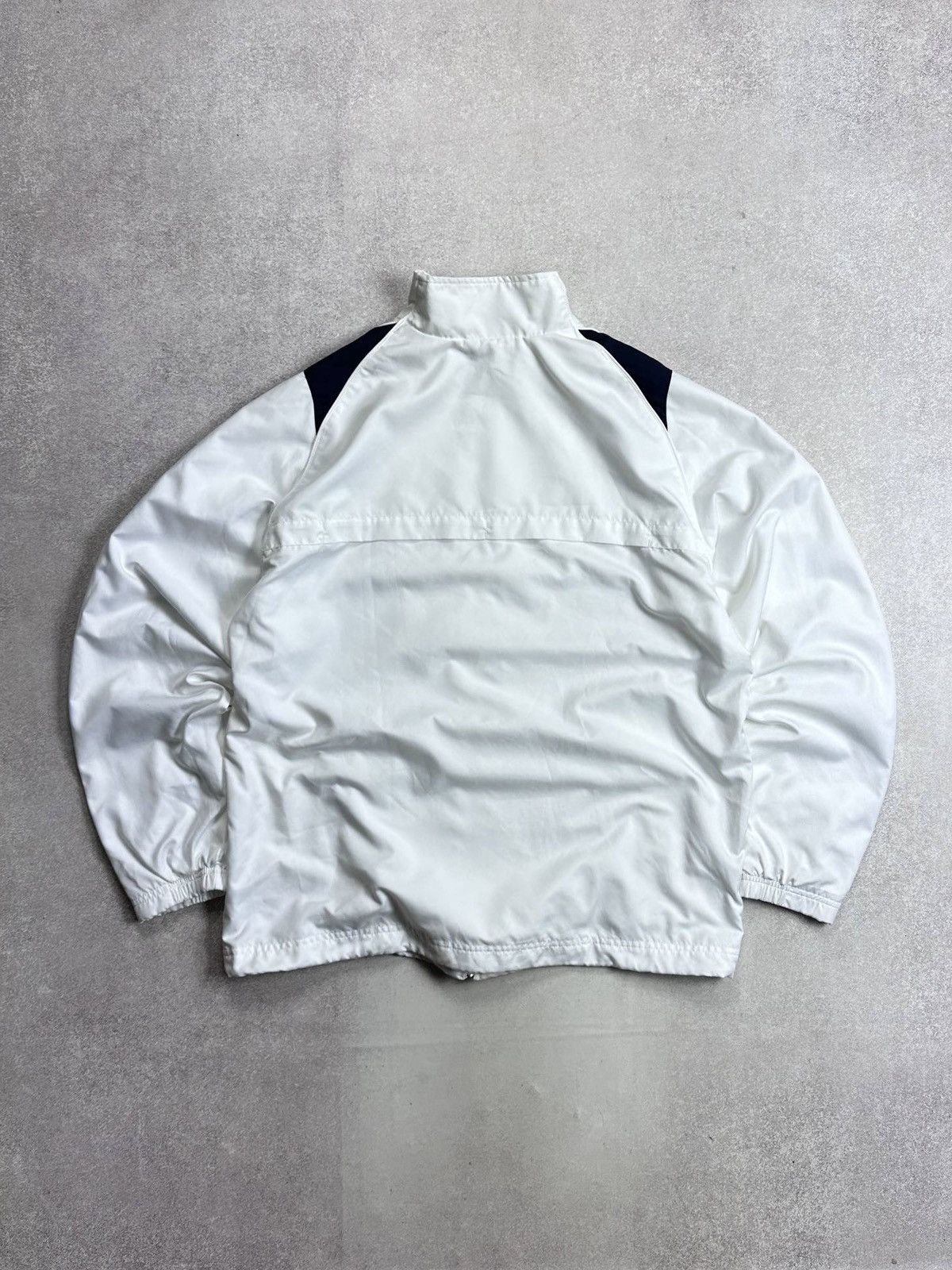 Nike Vintage 90s Nike Challage Court Nylon Track Jacket L Size US L / EU 52-54 / 3 - 10 Thumbnail