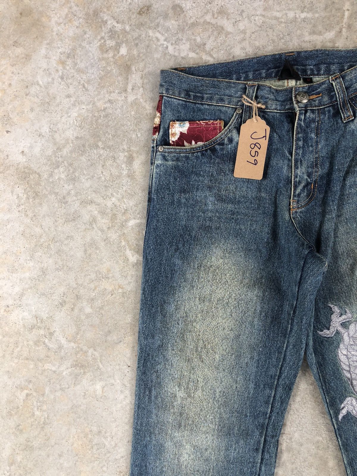 Japanese Brand Japanese Gumu Dragon Embroidered Jeans Distressed Jeans Size US 31 - 4 Thumbnail
