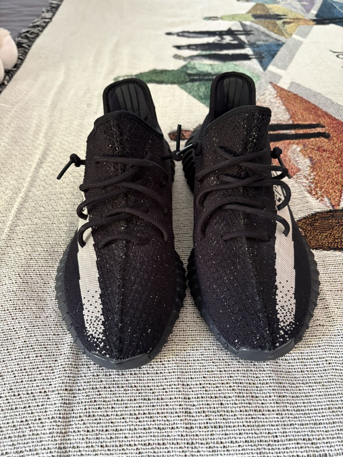 Yeezy Yeezy 350 v2 Core Black White 10.5 (No Box) Size US 10.5 / EU 43-44 - 4 Thumbnail