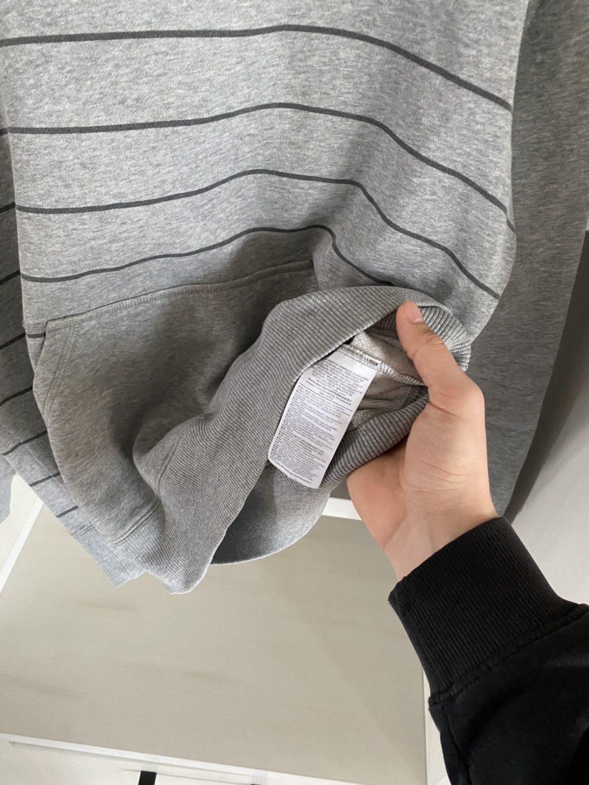 Nike Vintage Nike Y2K Mini logo Hoodie Gray Baggy Streetwear USA Size US M / EU 48-50 / 2 - 9 Thumbnail