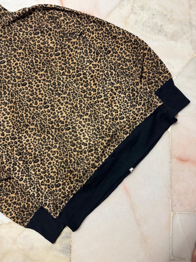 If Six Was Nine 💥Leopard💥Insane 90s Style Soves Leopard Toggle Fully Hoodie Size US L / EU 52-54 / 3 - 17 Thumbnail