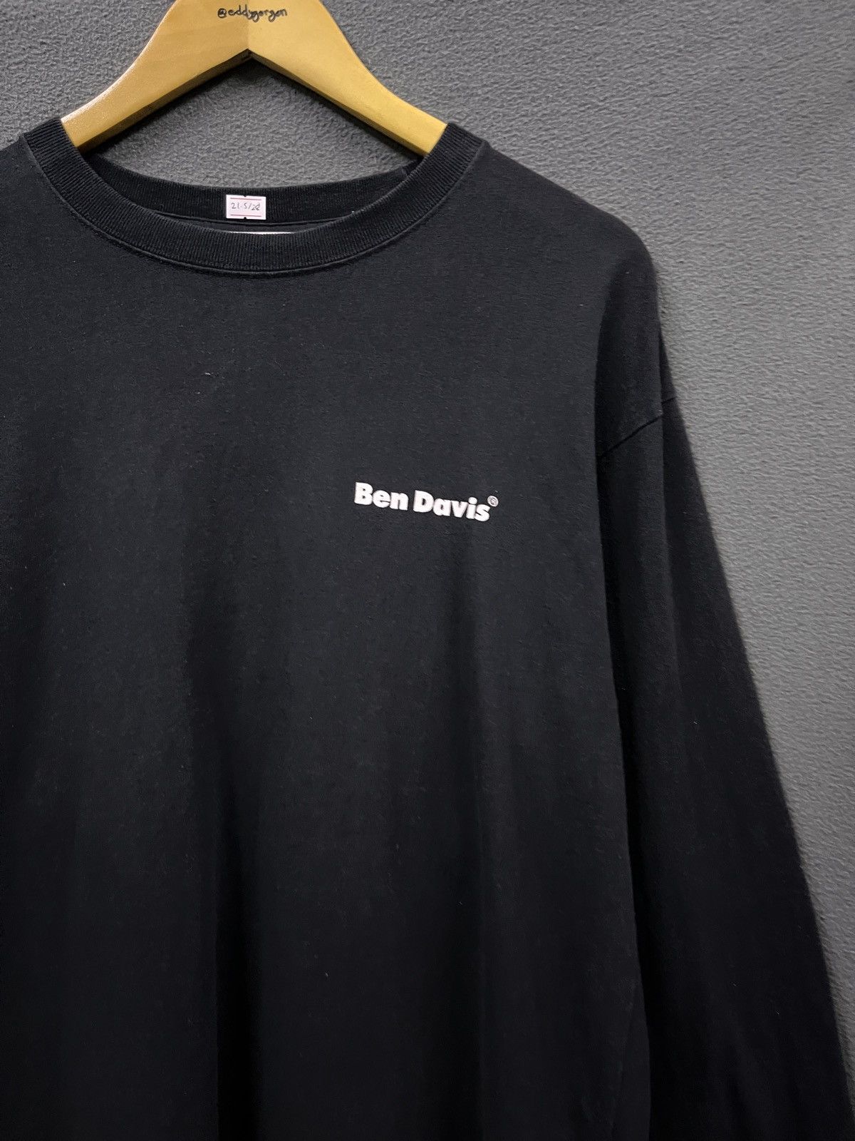 Ben Davis BEN DAVIS LONGSLEEVE BACKHIT TSHIRT Size US L / EU 52-54 / 3 - 5 Thumbnail