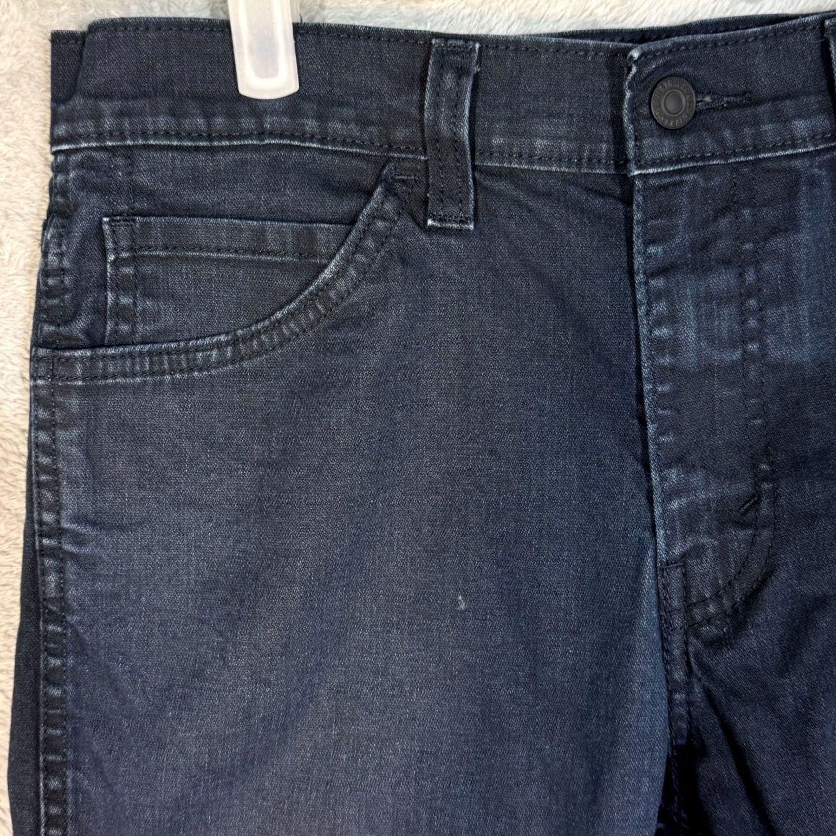 Levi's Levi’s 511 Jeans Men’s Slim Straight 33 x 30 Blue Denim Stretch Regular Waist 33 Inseam 30 Chair? Size US 33 - 3 Thumbnail