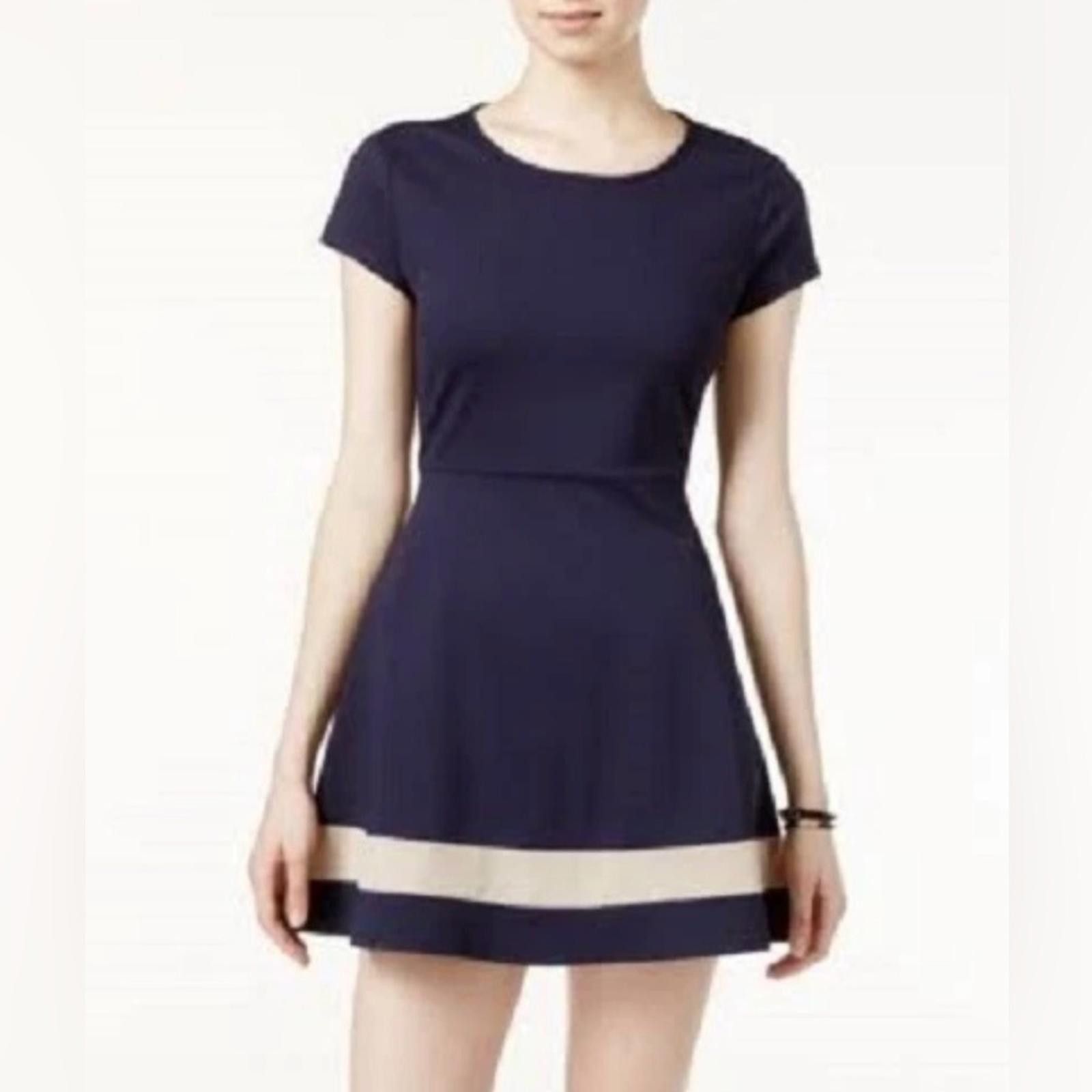 Designer B. Darlin. Fit and Flare Blue Cut-Out Dress. Size 5/6. Size M / US 6-8 / IT 42-44 - 1 Thumbnail