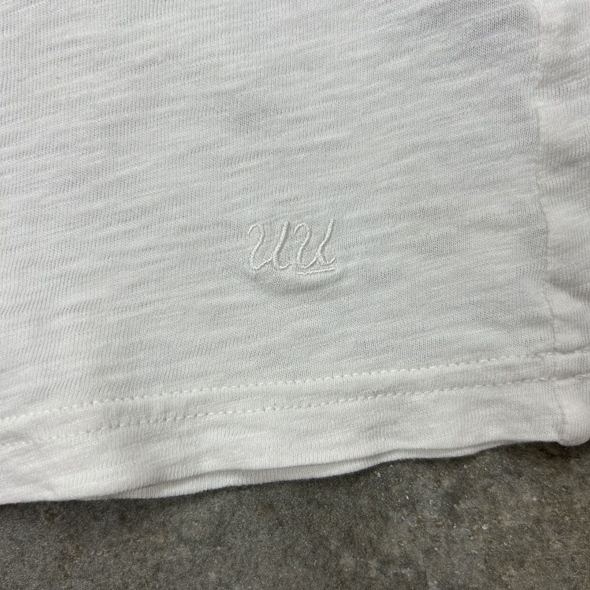 Undercover × Uniqlo Uniqlo x Undercover - Snail Size US S / EU 44-46 / 1 - 7 Thumbnail