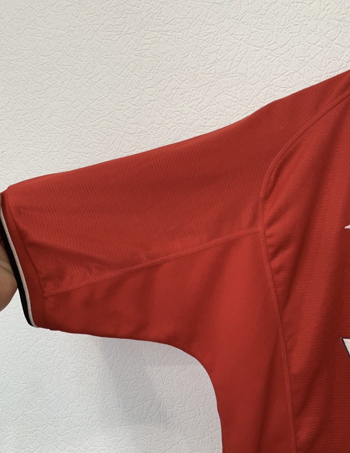 Umbro MANCHESTER UNITED UMBRO 2000/2001 HOME KIT SOCCER JERSEY Size US L / EU 52-54 / 3 - 5 Thumbnail