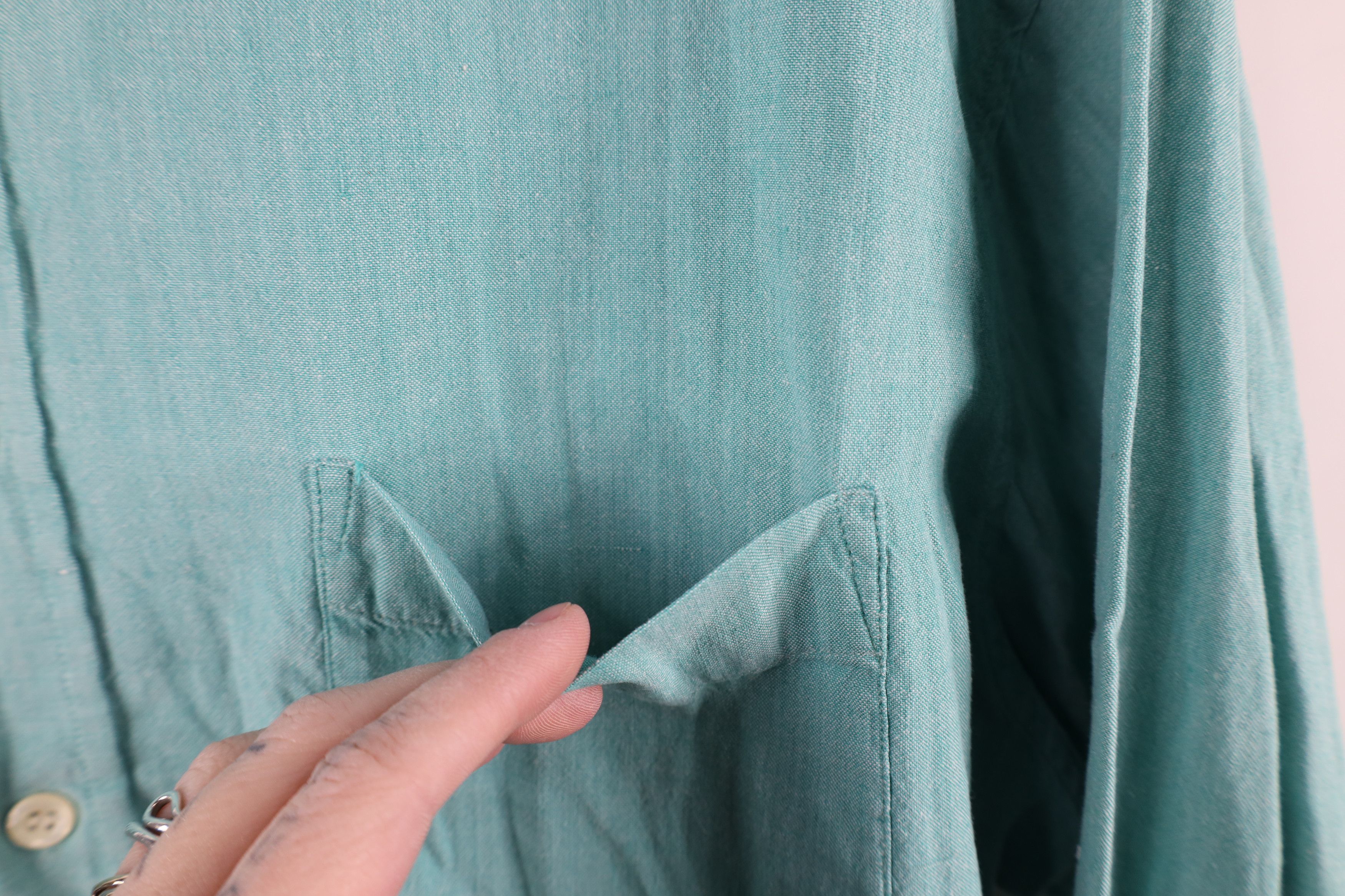 J.Crew × Vintage Vintage 90s J Crew Chambray Button Down Shirt Green Cotton Size US XL / EU 56 / 4 - 4 Thumbnail