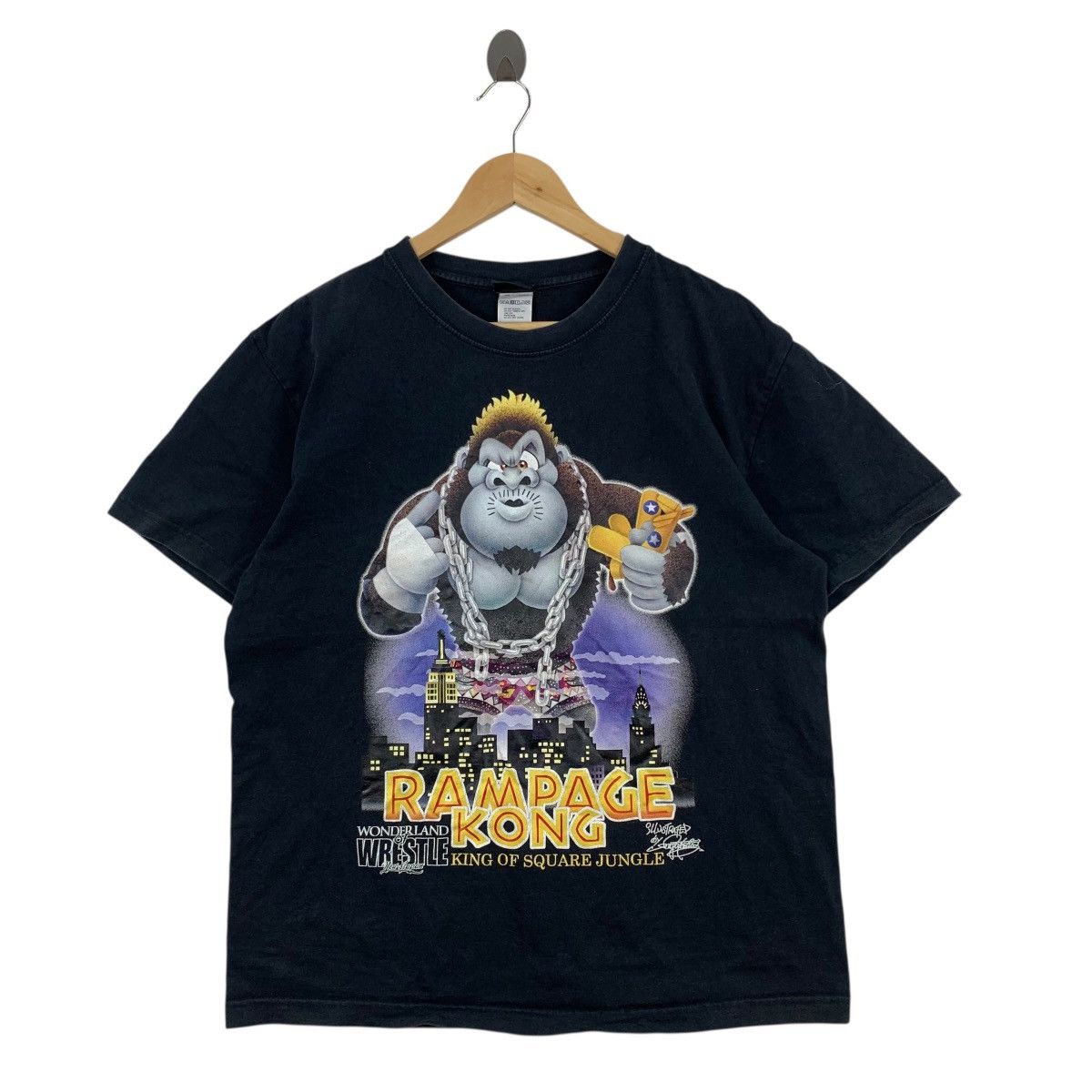 Japanese Brand JAPAN PRO WRESTLING Rampage KongKing Of Square Jungle Tshirt Size US XL / EU 56 / 4 - 1 Thumbnail