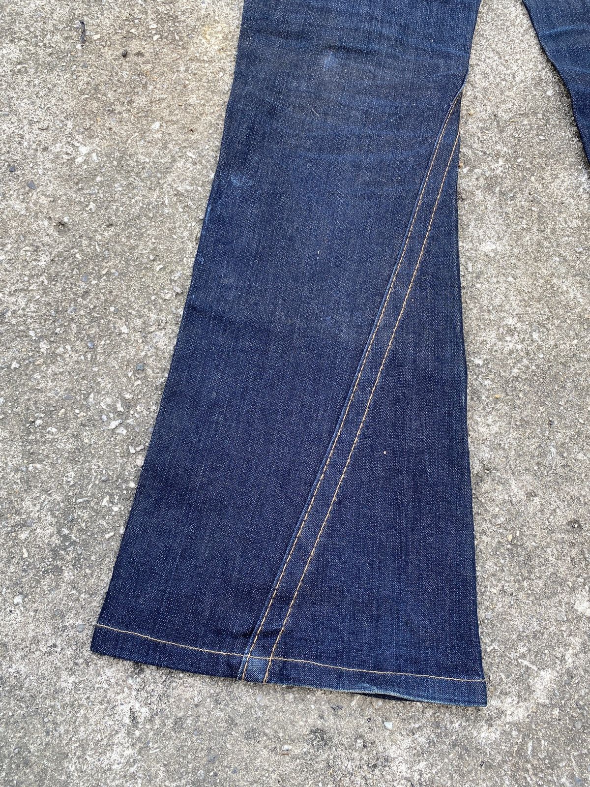 True Religion True Religion Indigo Blue Low Rise Flare Jeans Size 26" / US 2 / IT 38 - 13 Thumbnail