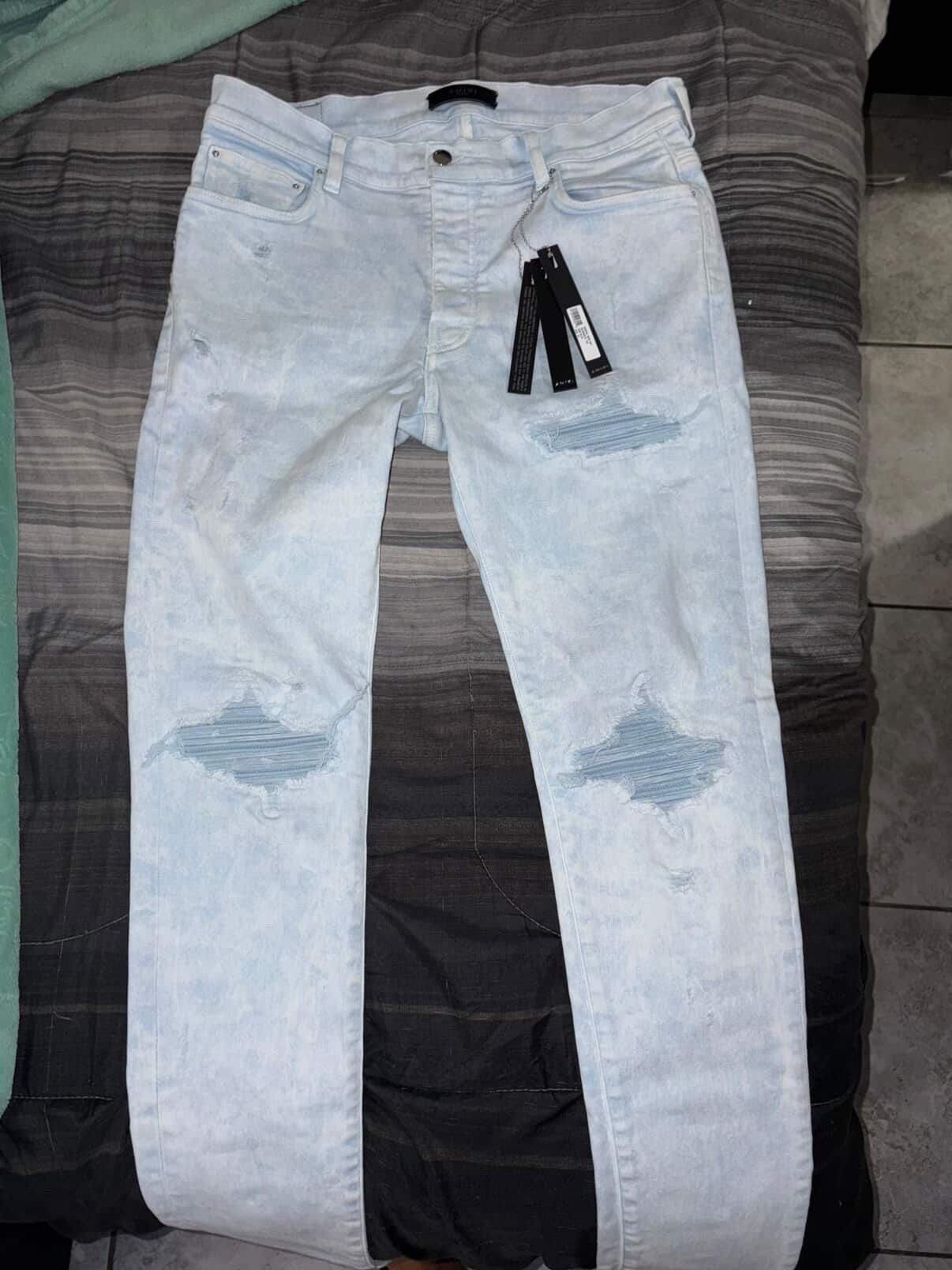 Amiri jeans size 34