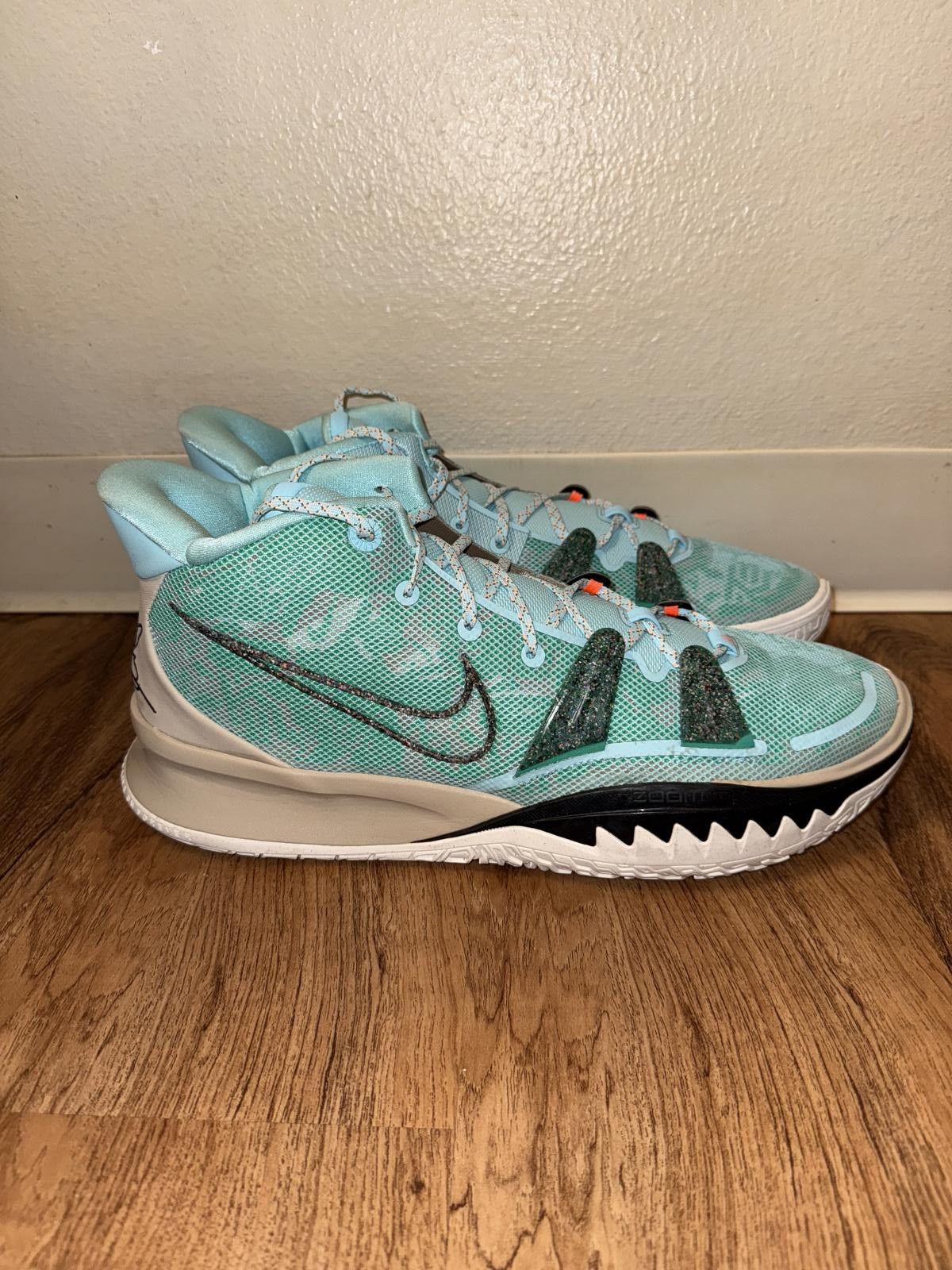 Nike Nike Kyrie 7 Copa Size US 15 / EU 48 - 1 Thumbnail