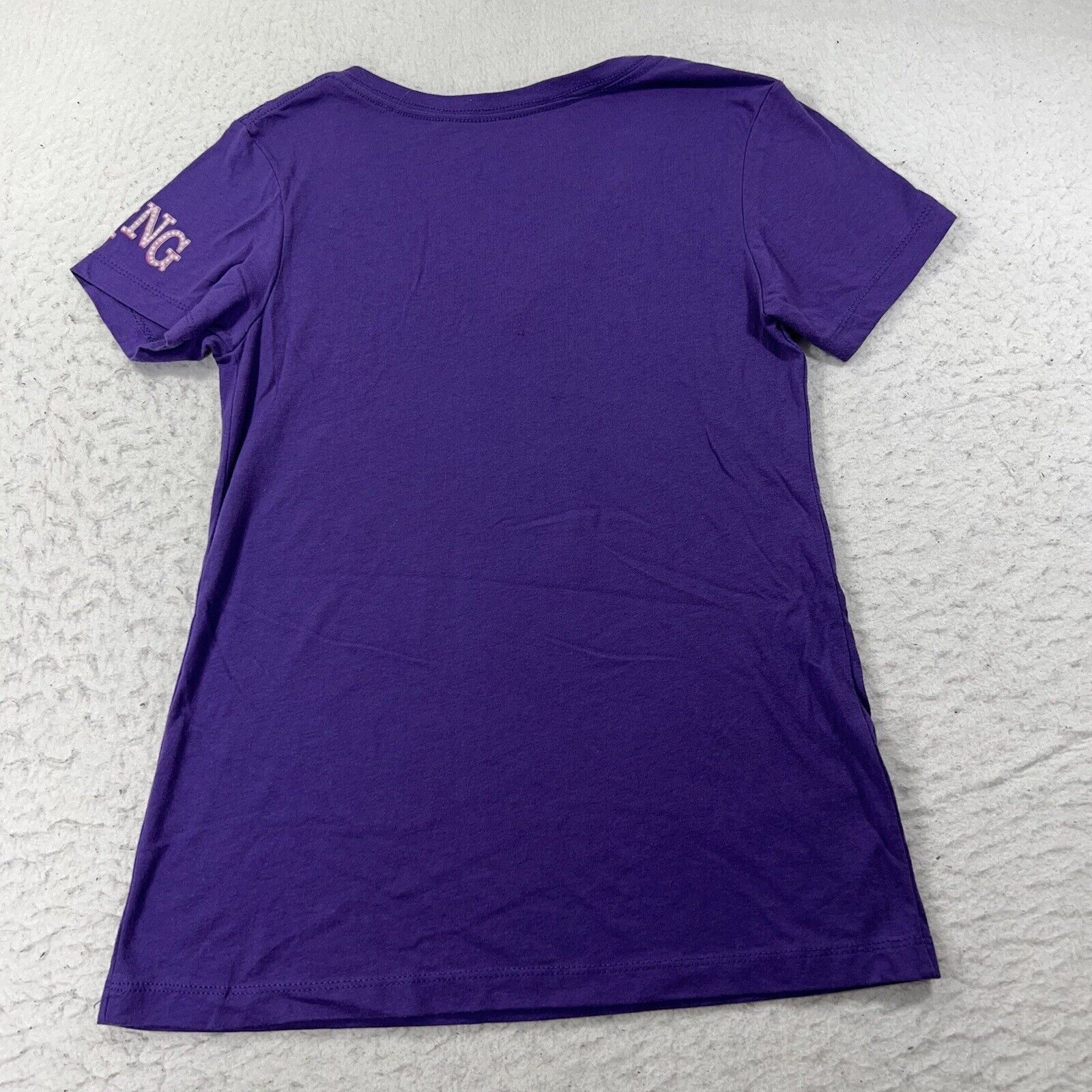 Other Universal Studios Medium SING V-Neck Purple Graphic T Shirt Size M / US 6-8 / IT 42-44 - 10 Thumbnail