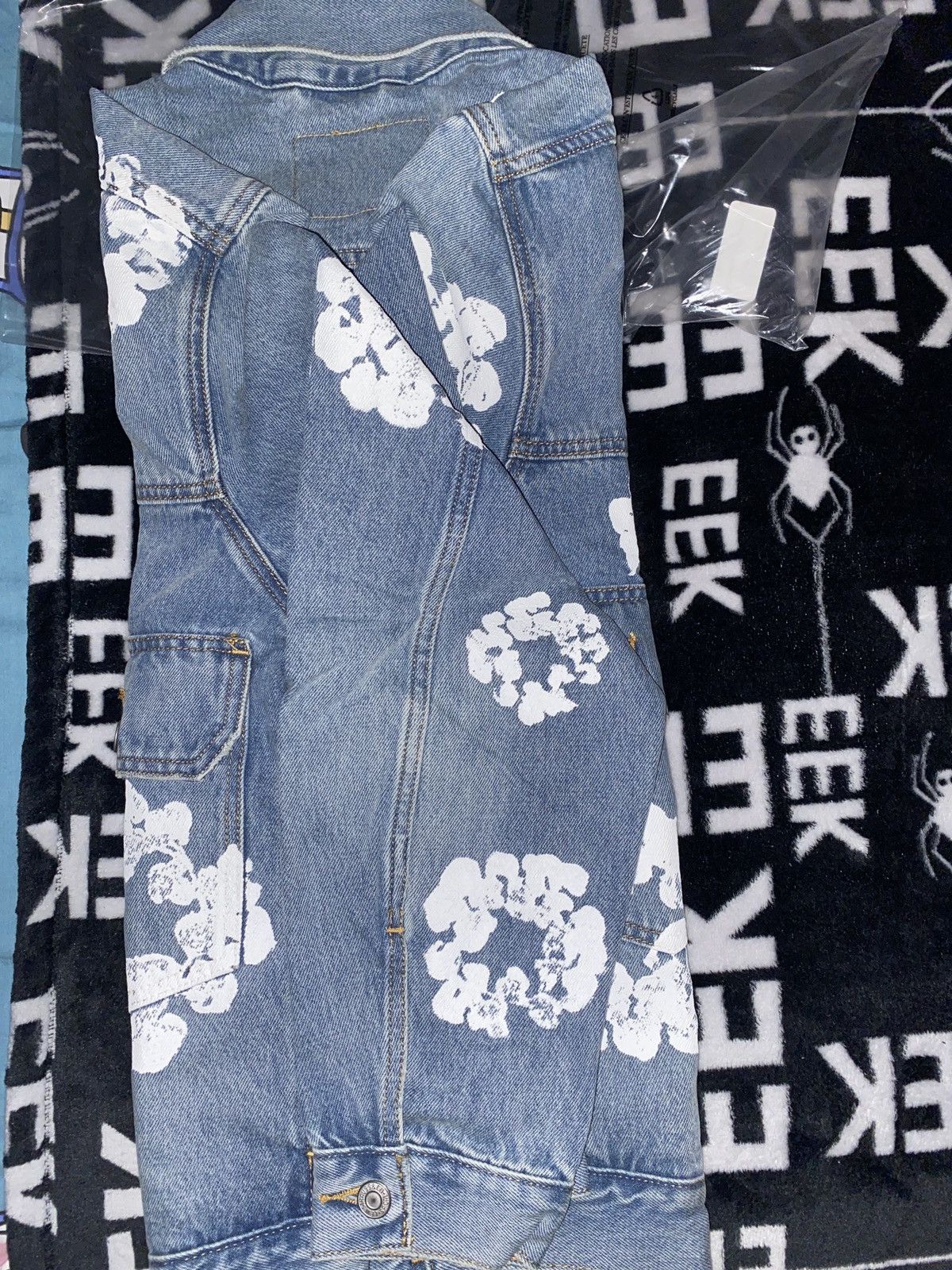DENIM TEARS Denim Tears cotton wreath jacket Size US M / EU 48-50 / 2 - 2 Thumbnail