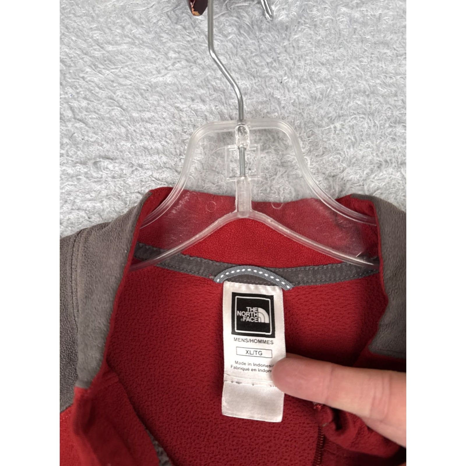 The North Face VINTAGE? No — The North Face Pullover Mens XL Red Gray TKA 100 Fleece 1/4 Zip Outdoor Hiking Size US XL / EU 56 / 4 - 7 Thumbnail