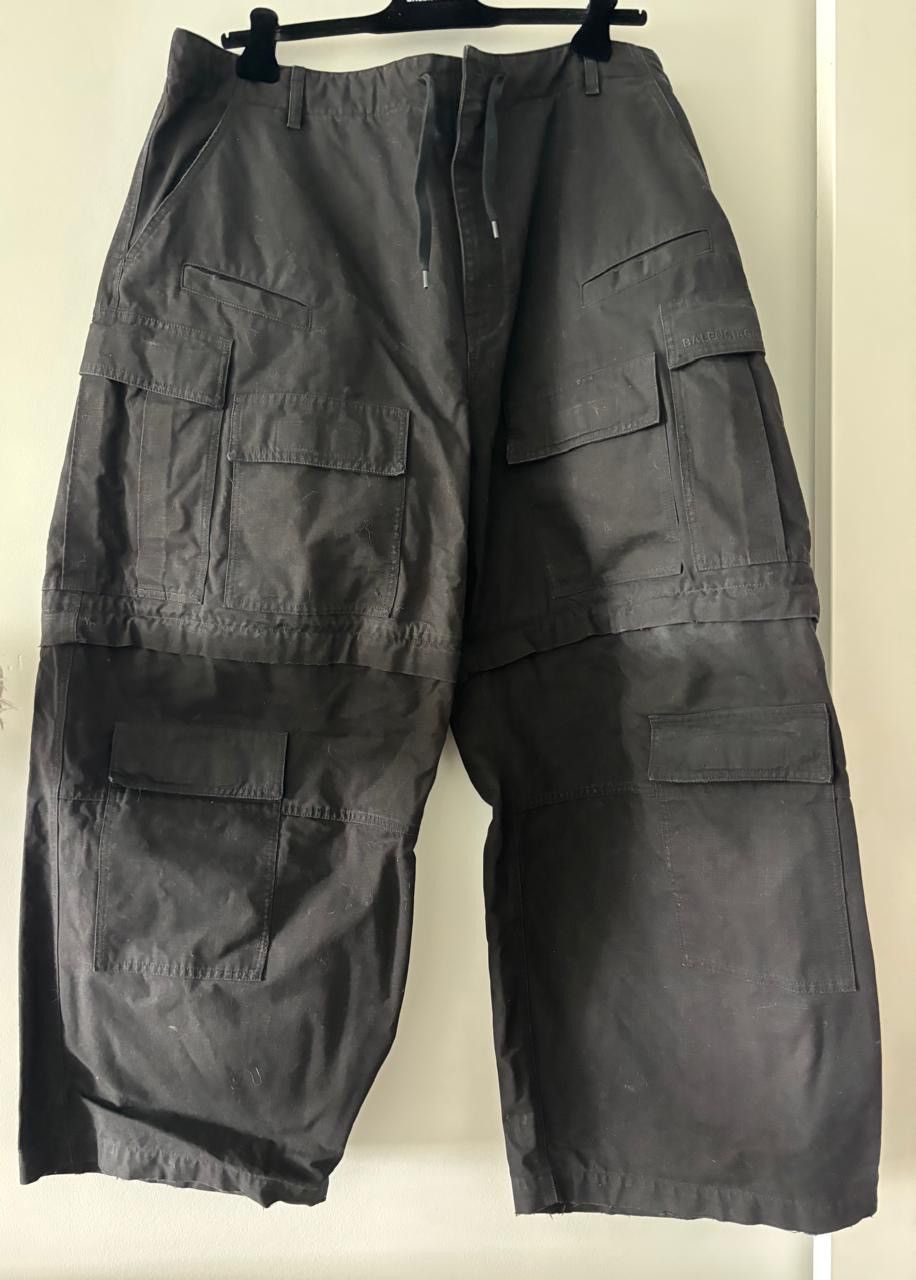 Balenciaga Balenciaga Large Cargo Pants Size US 32 / EU 48 - 1 Thumbnail