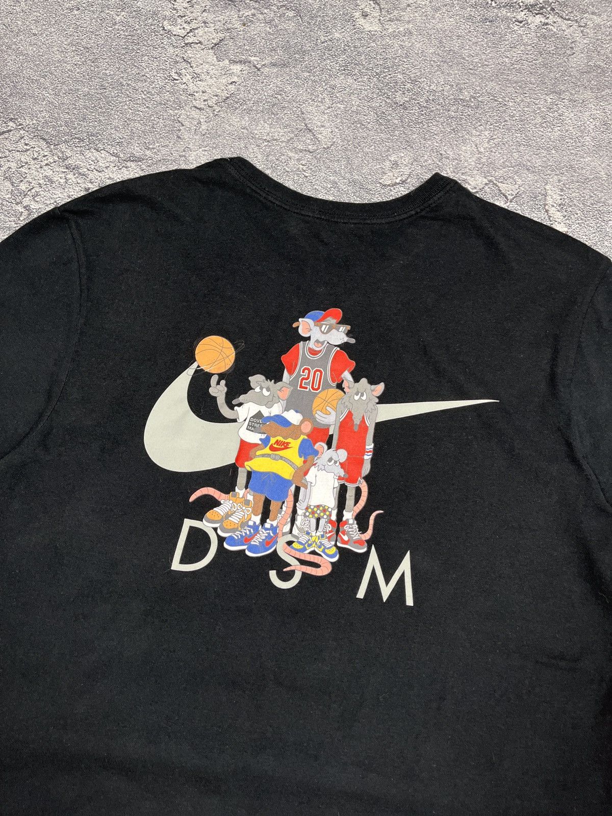 Dover Street Market × Nike Nike DSM Mouse T-shirt Size US M / EU 48-50 / 2 - 3 Thumbnail
