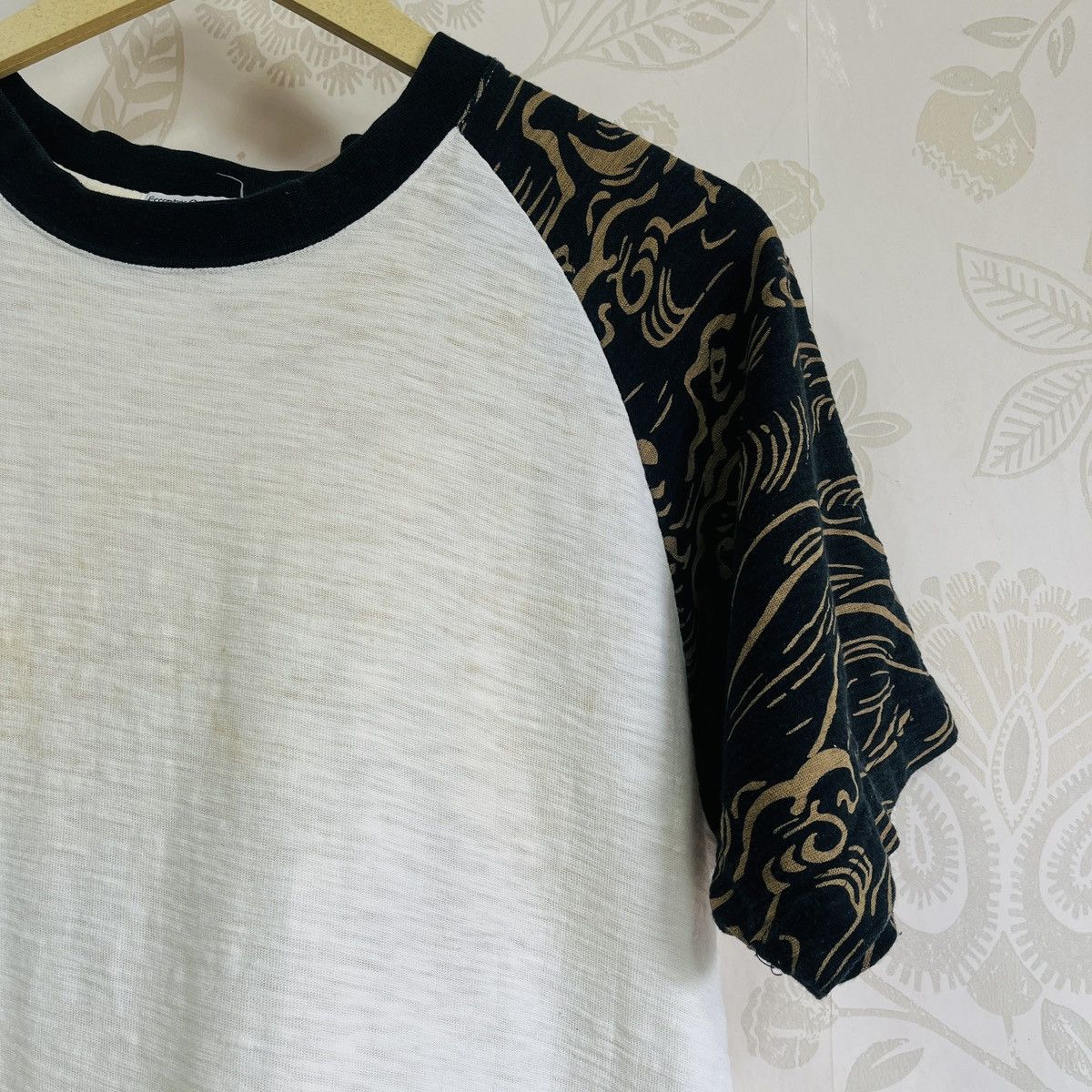 Japanese Brand × Vintage Vintage Kara Kuri Sukajan Embroidered Koi Fish TShirt Japan Size US M / EU 48-50 / 2 - 6 Thumbnail