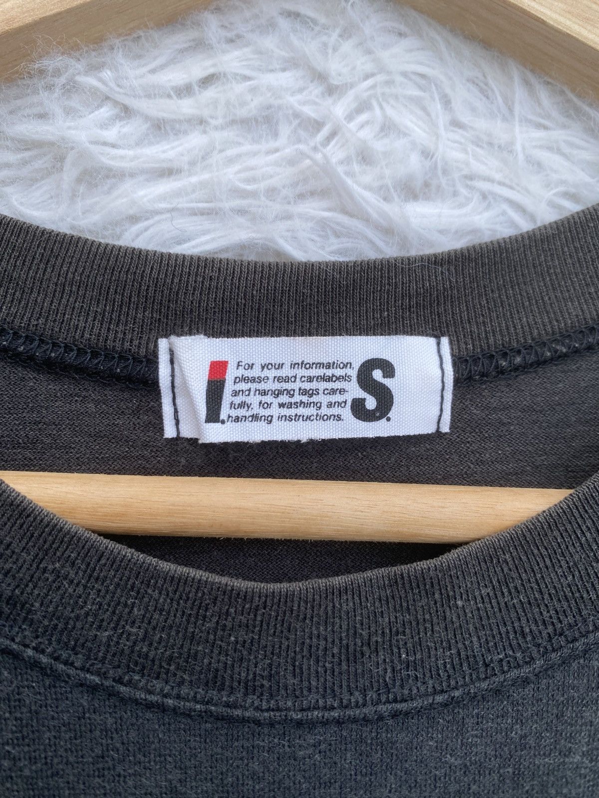 Issey Miyake Vintage Rare Issey Miyake x Tsumori Chisato Big Logo Tshirt Size US S / EU 44-46 / 1 - 11 Thumbnail