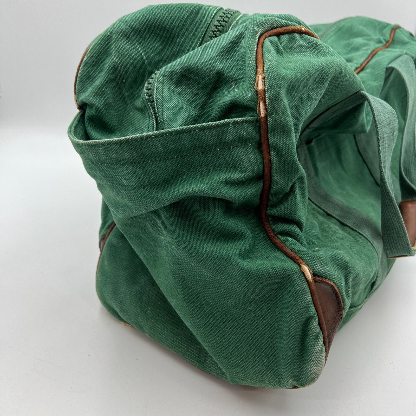 J.Crew Vintage J.Crew Green Canvas Duffle Bag Size ONE SIZE - 9 Thumbnail