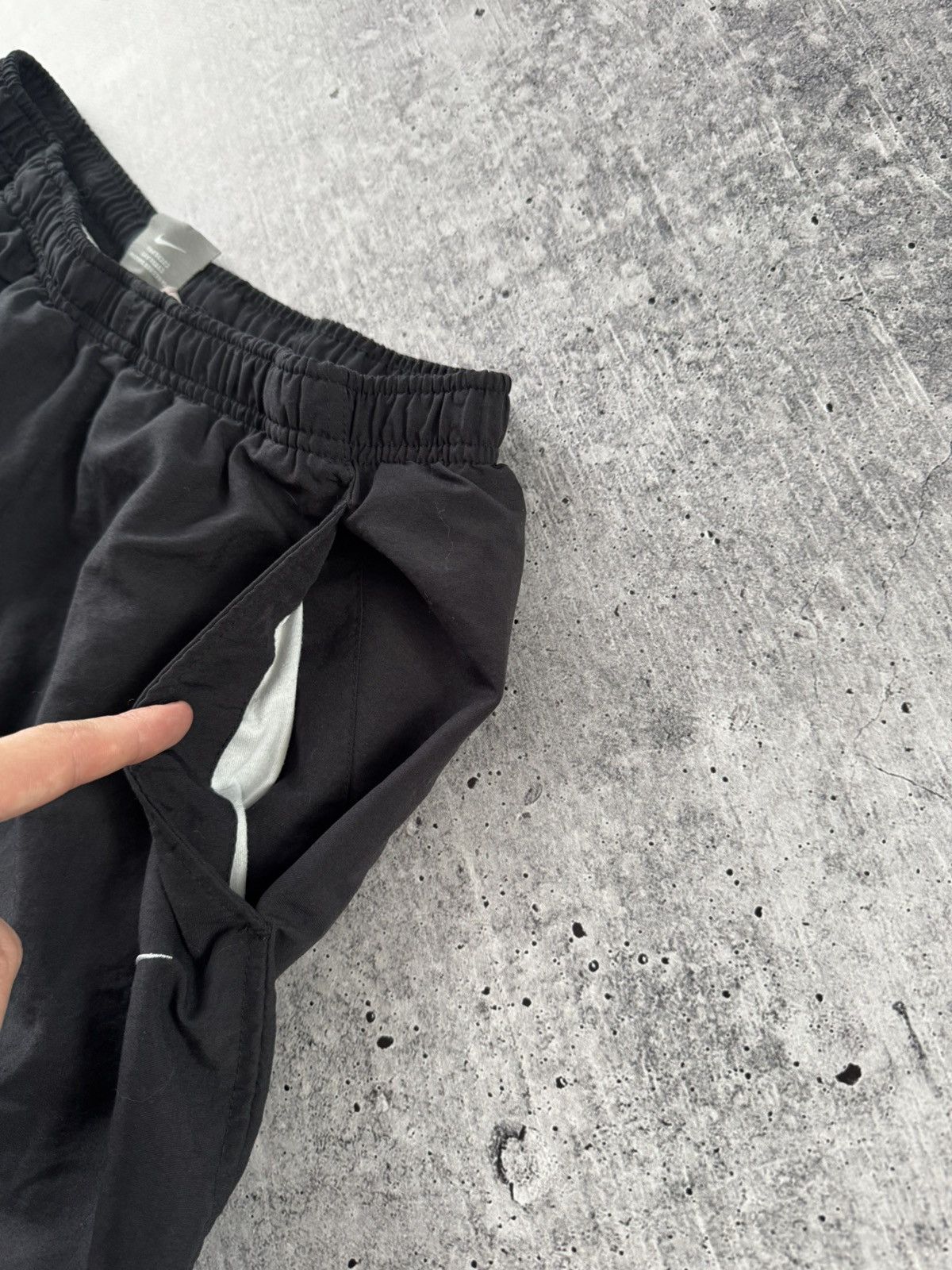 Nike Nike Vintage Track Pants Joggers 90s Sweatpants Black Size L Size US 34 / EU 50 - 4 Thumbnail