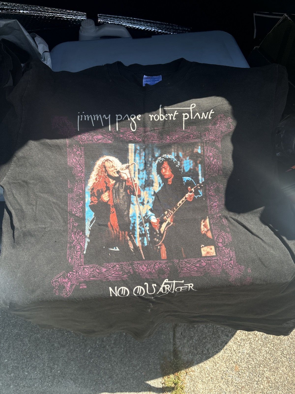 Vintage jimmy page an robert plant concert tshirt Size US XL / EU 56 / 4 - 4 Thumbnail