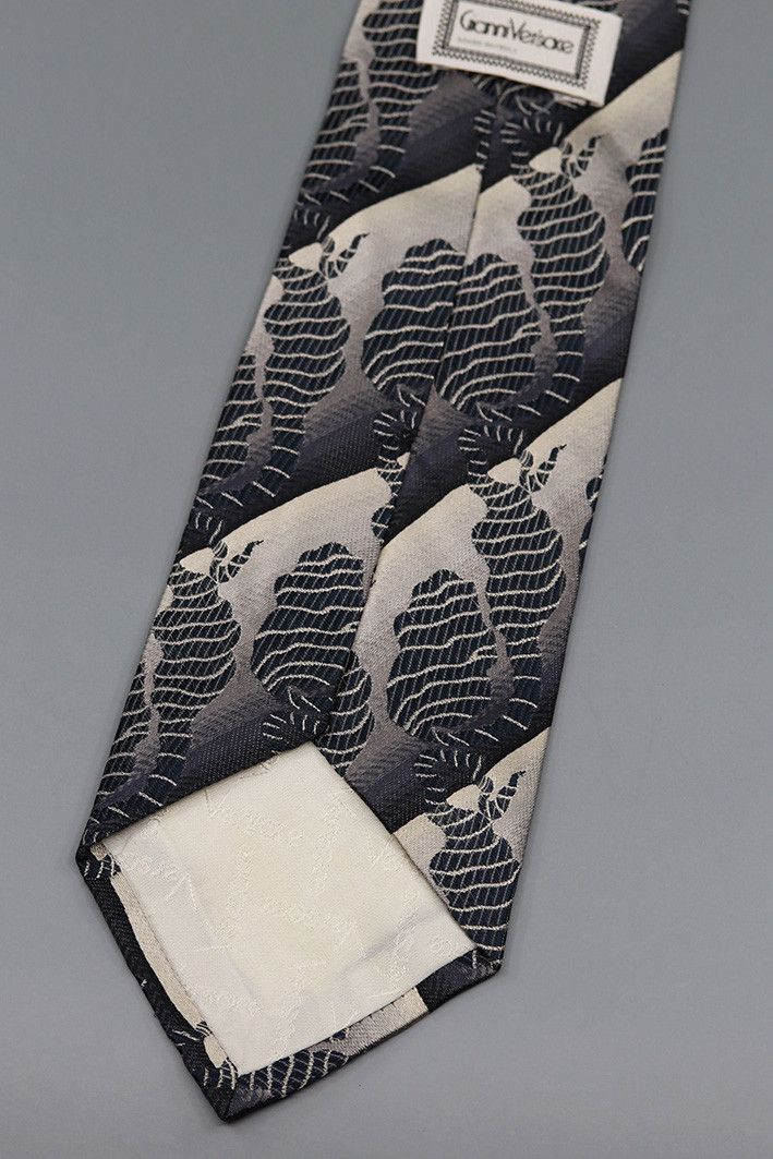Versace Vintage Gianni Versace Silk Tie Size ONE SIZE - 2 Thumbnail