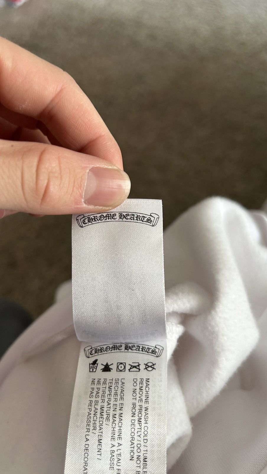 Chrome Hearts Chrome Hearts White Vertical Logo Hoodie Size US M / EU 48-50 / 2 - 10 Thumbnail