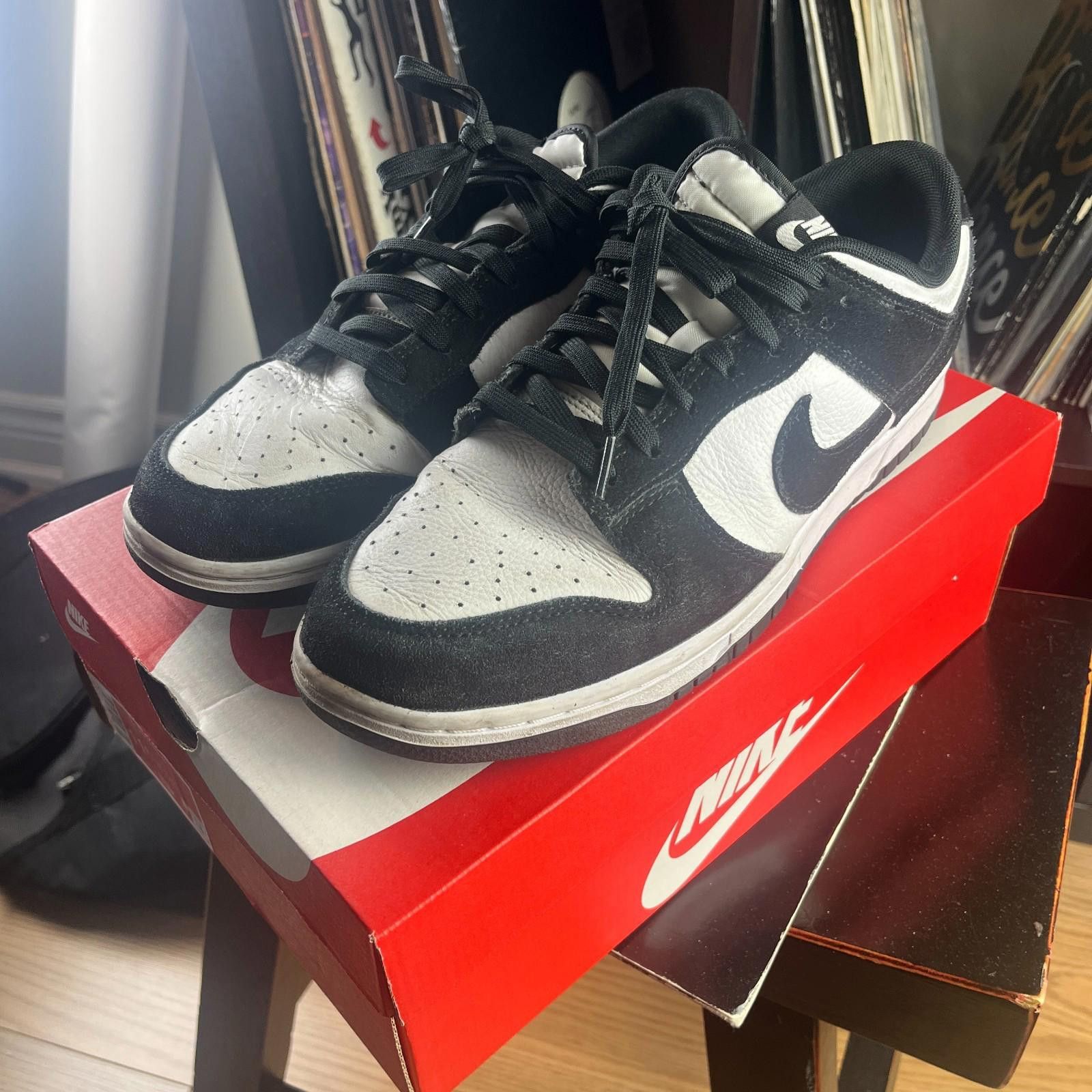 Nike Nike Panda Black White Dunk Low Retro SE 11.5 Size US 11.5 / EU 44-45 - 1 Thumbnail