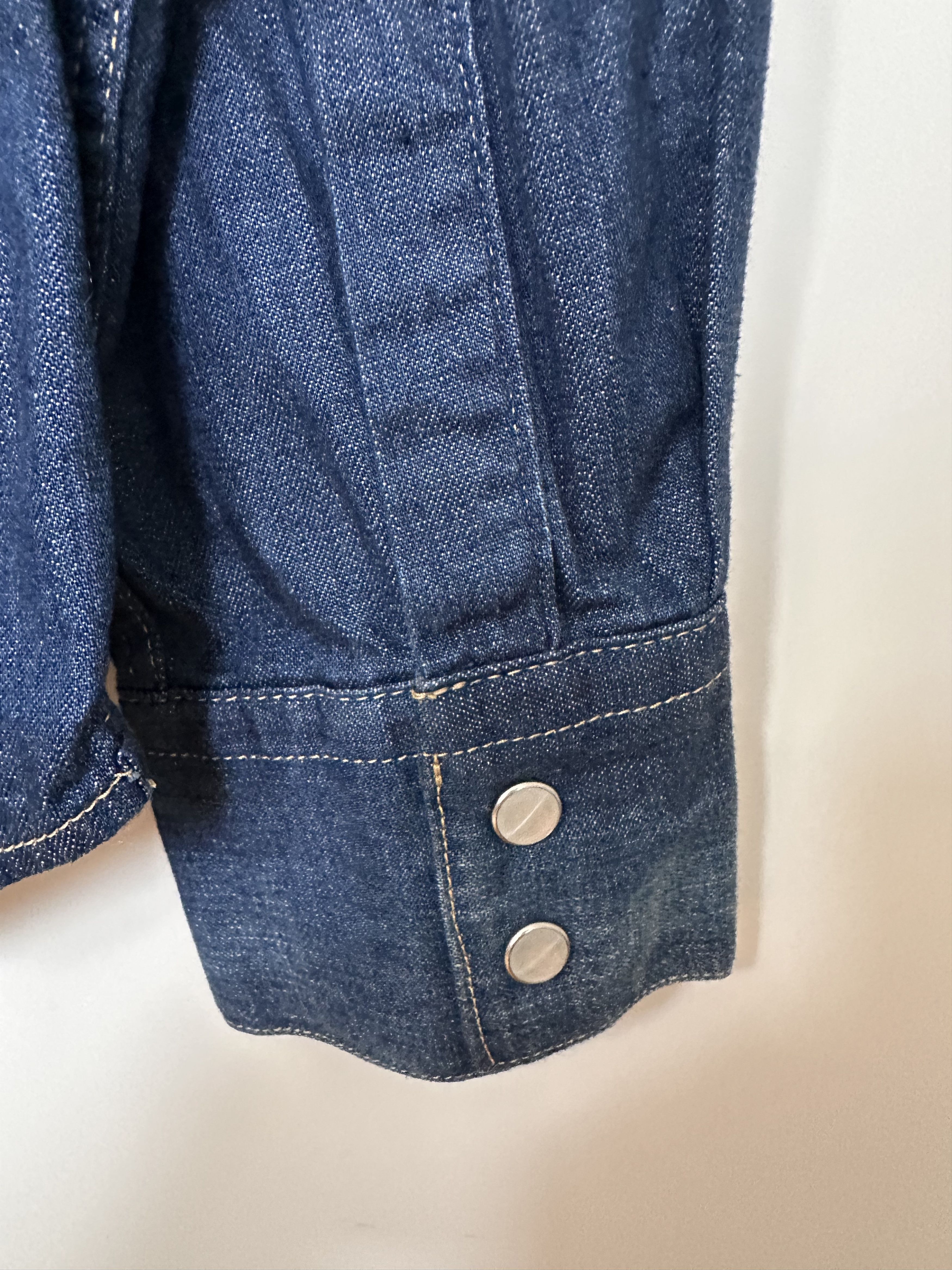 Levi's Levi’s Western Denim Shirt – Snap Button – Size L Size US L / EU 52-54 / 3 - 5 Thumbnail