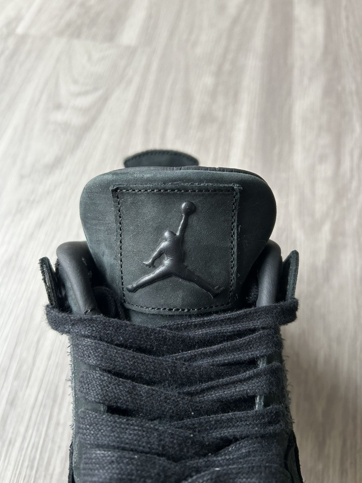 Jordan Brand × Kaws KAWS x Air Jordan Retro 4 Black Size 9 Size US 9 / EU 42 - 19 Thumbnail