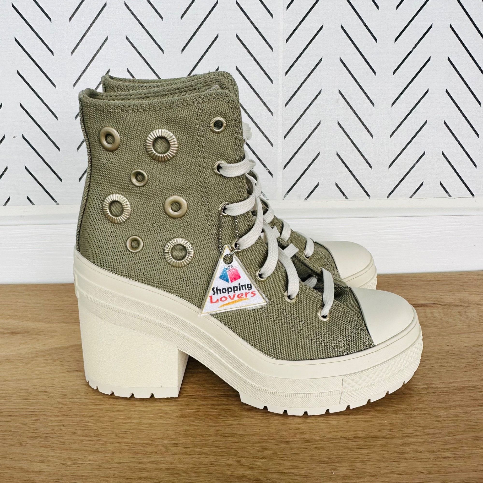 Converse ❤️Converse Chuck 70 De Luxe High Heel Green Platform Size 5. Size US 5.5 / EU 38 - 1 Thumbnail
