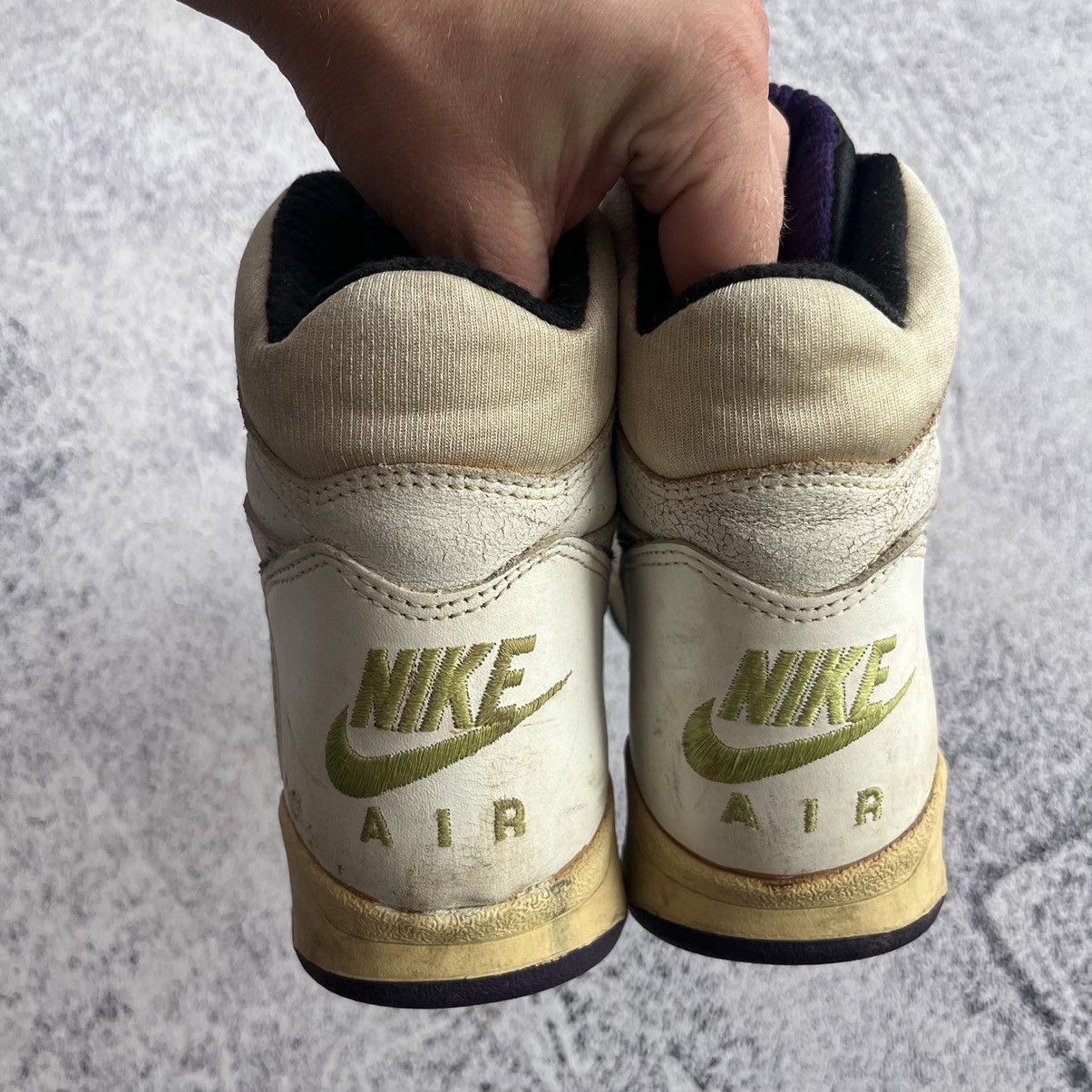 Nike × Vintage Vintage Nike Sabre Air Flight Sneakers 1991 Size 9.5 Size US 9.5 / EU 42-43 - 5 Thumbnail