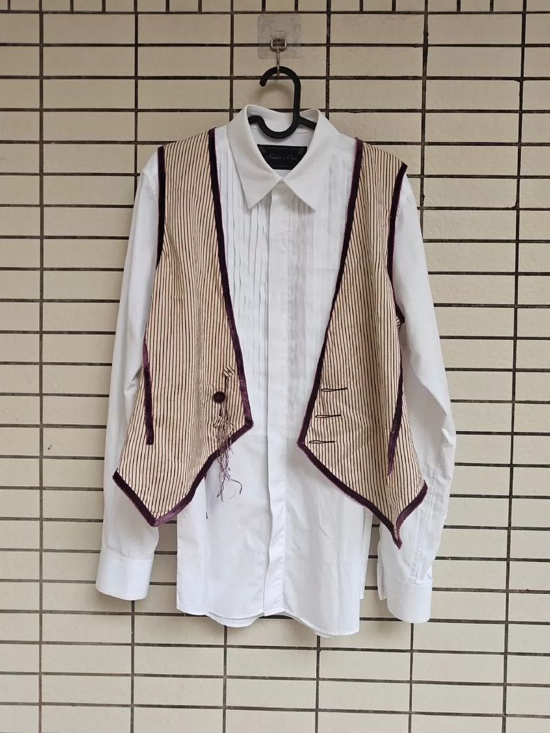 Number (N)ine Number (N)ine09aw silk court vest 2503-Nextarrow Size US L / EU 52-54 / 3 - 1 Thumbnail