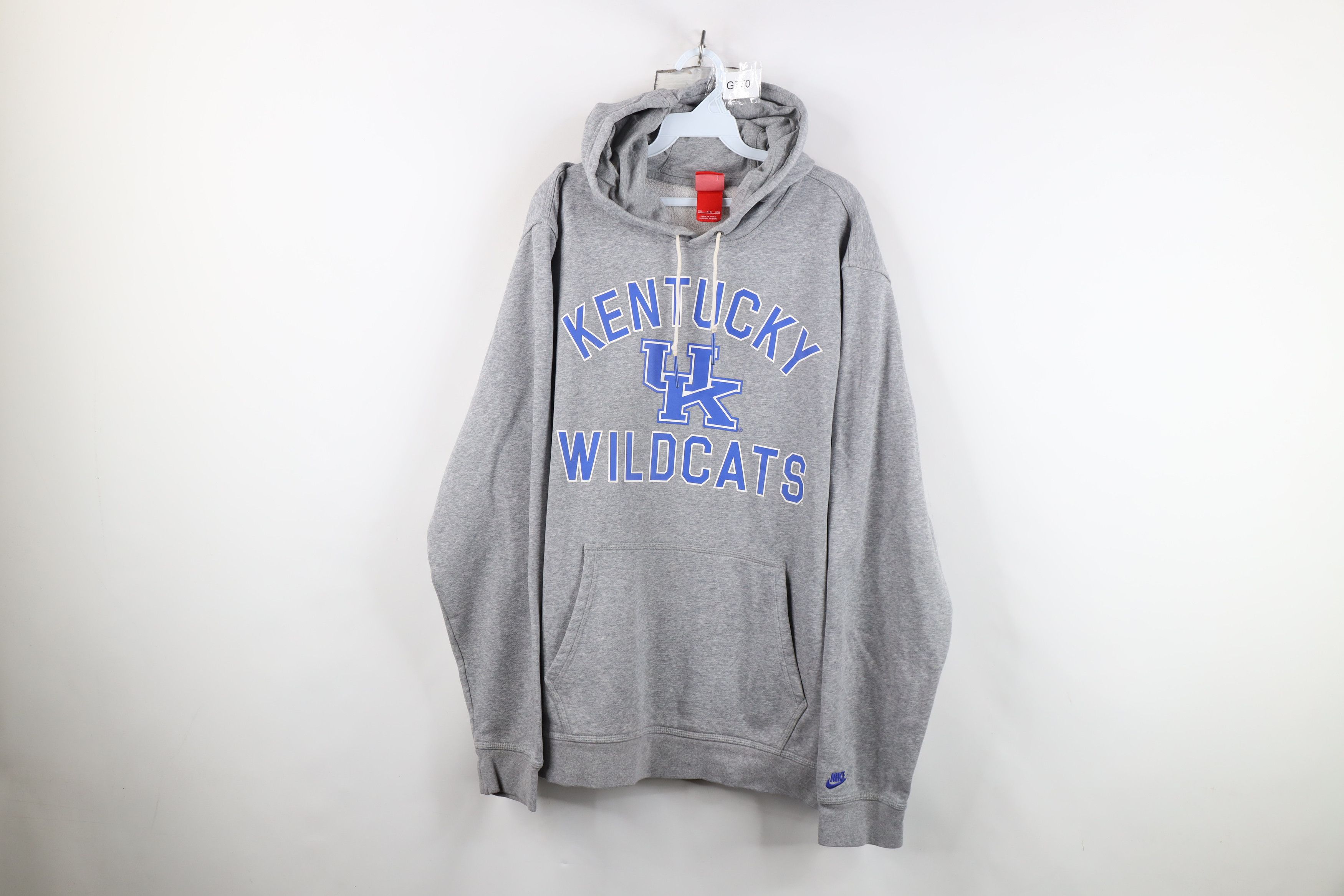 Nike Nike University of Kentucky Wildcats Hoodie Sweatshirt Gray Size US XL / EU 56 / 4 - 1 Thumbnail