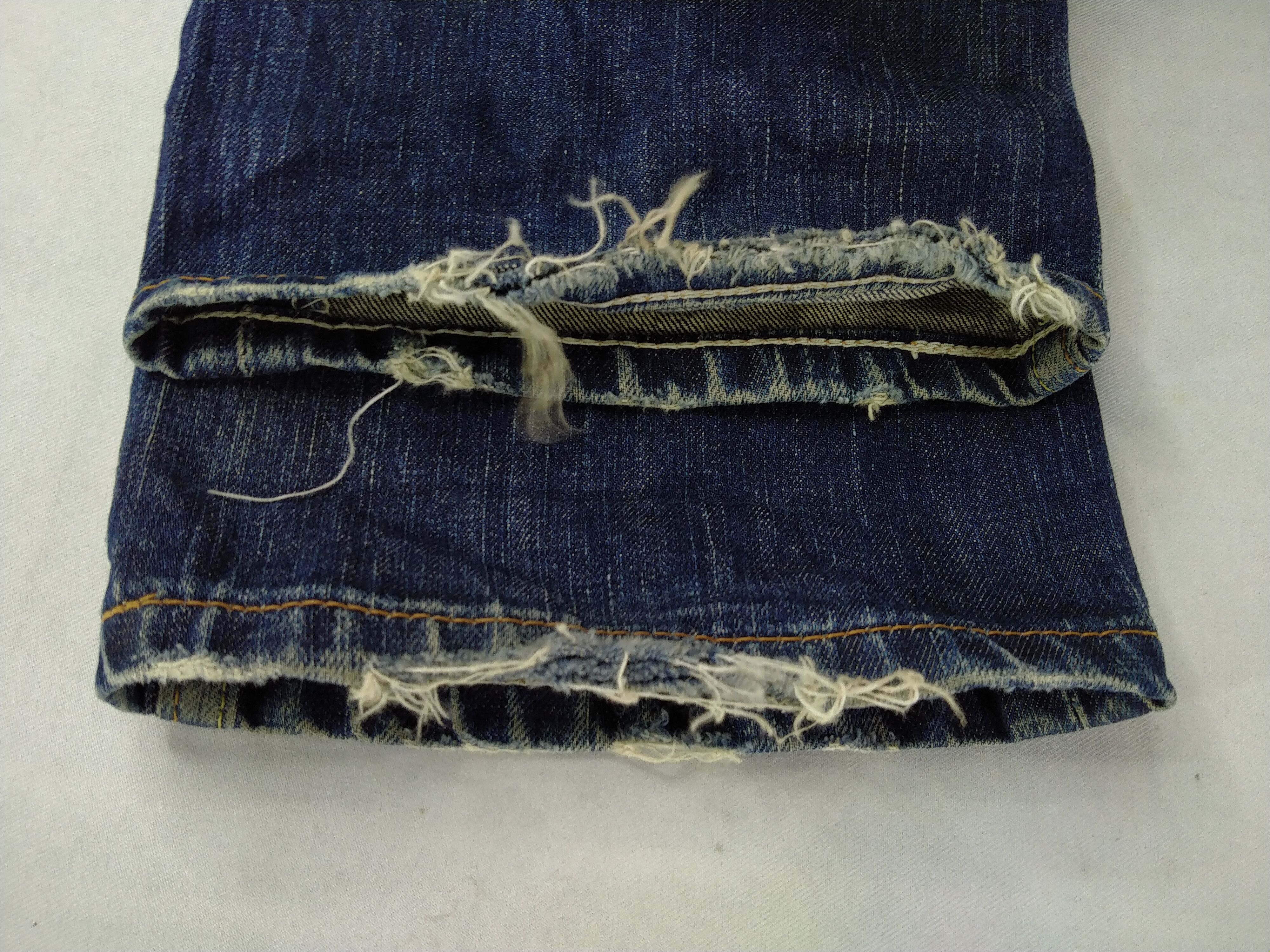 Japanese Brand Dirty Blue Vintage Levi's 511 Slim Jeans 31x32 Denim JN952 Size US 31 - 11 Thumbnail