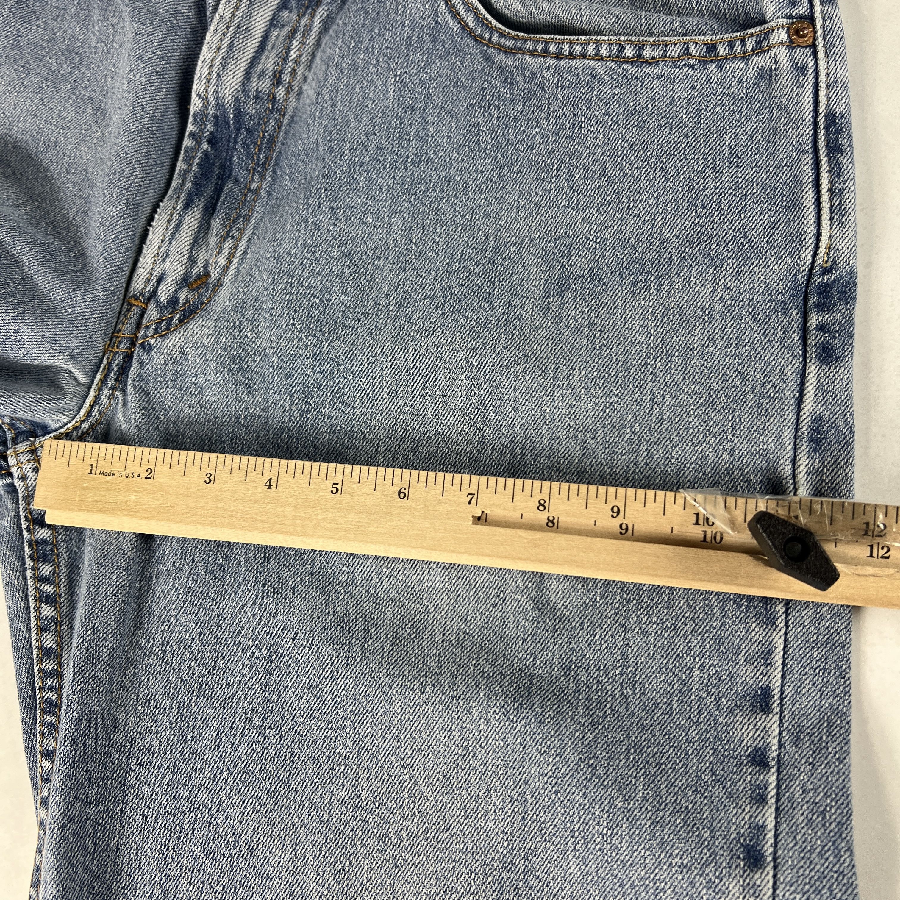 Levi's × Vintage Y2K Levi's Jeans 550 Relaxed Blue Faded Denim Size US 32 / EU 48 - 19 Thumbnail