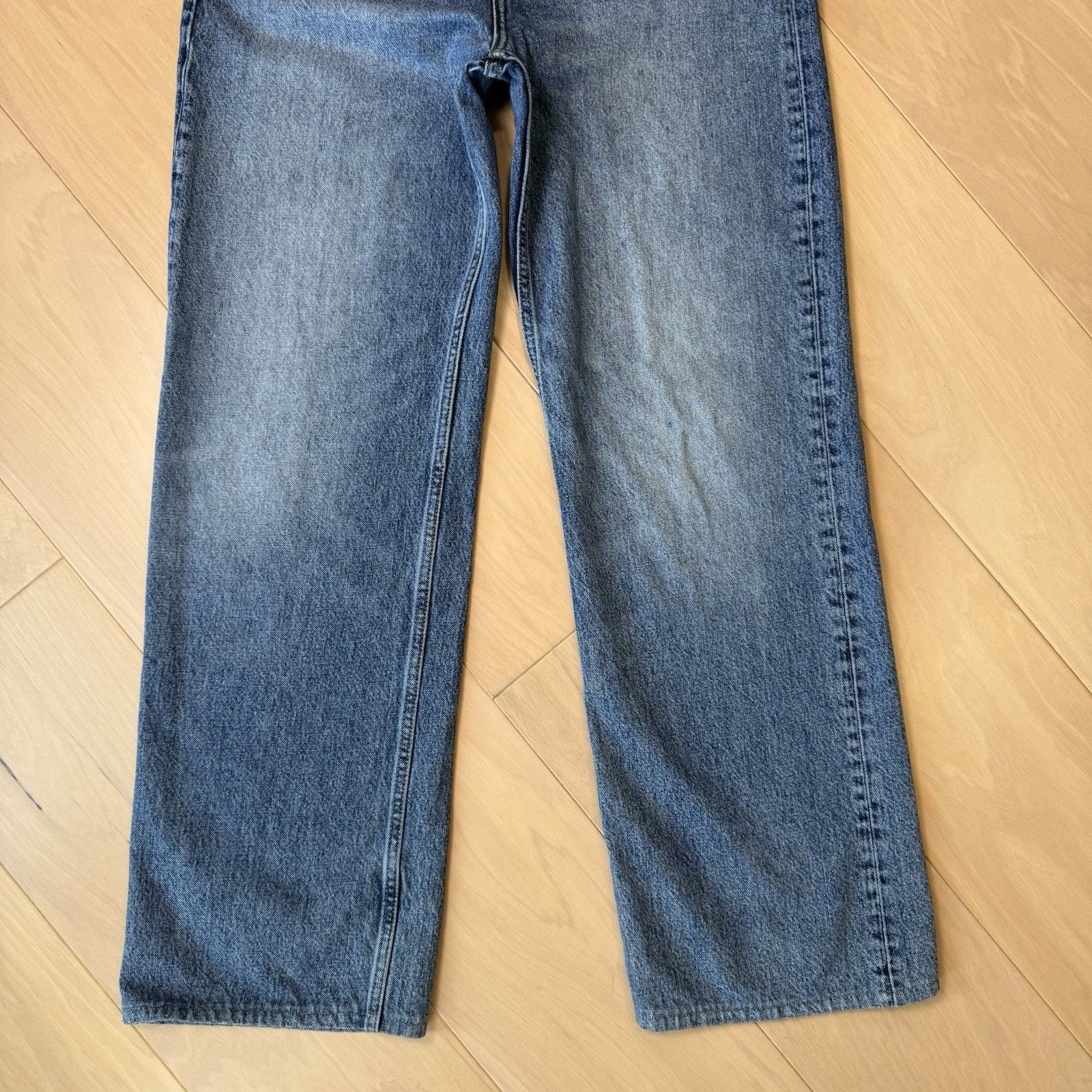 Reformation Reformation Wilder High Rise Wide Leg Jeans 28 Medium Wash Size 28" / US 6 / IT 42 - 4 Thumbnail