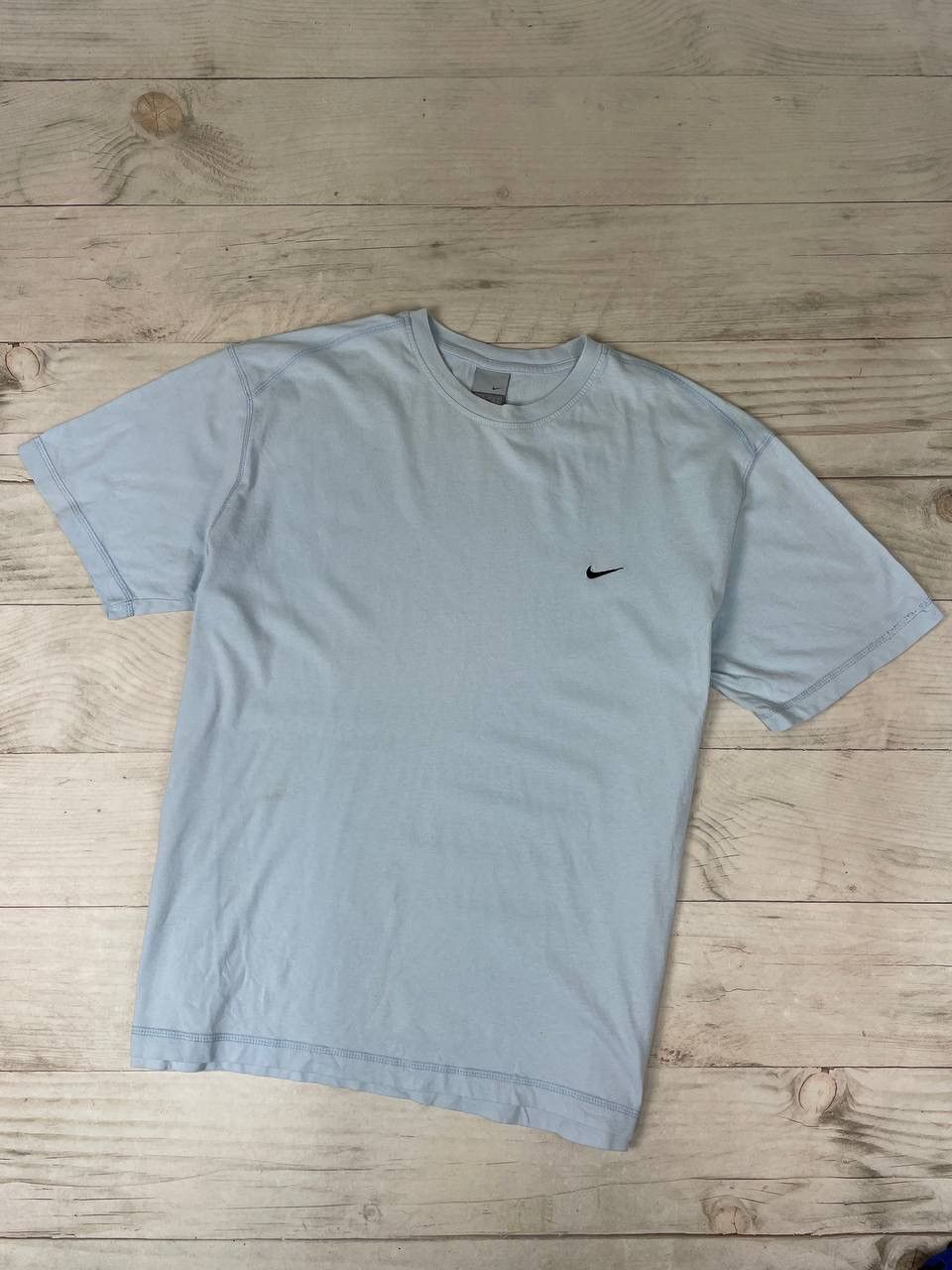 Nike Vintage Nike Logo Swoosh 2000s T Shirt Size US XL / EU 56 / 4 - 1 Thumbnail