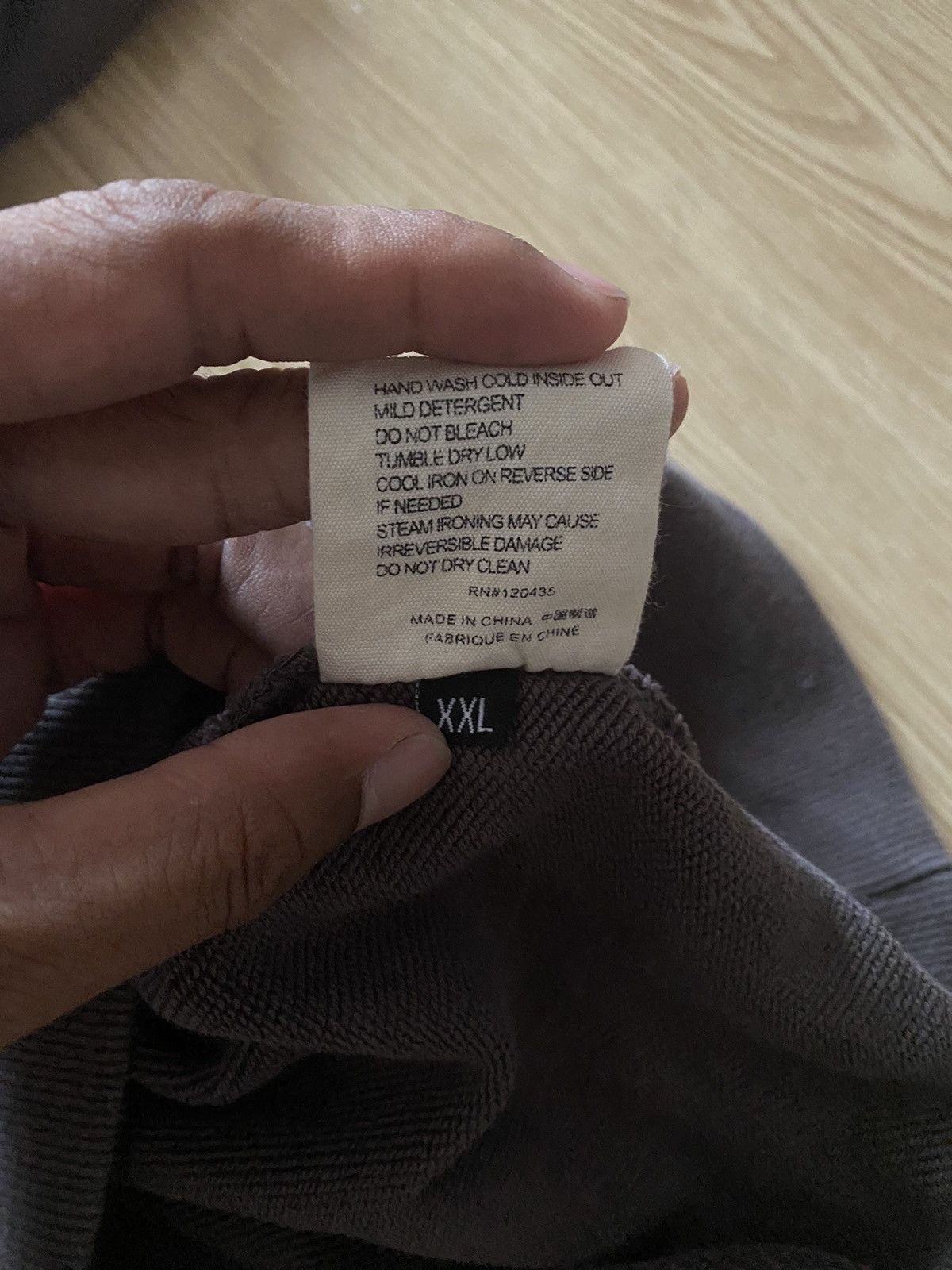 Japanese Brand Back Printed Logo Evisu Distressed Crewneck Size US L / EU 52-54 / 3 - 9 Thumbnail
