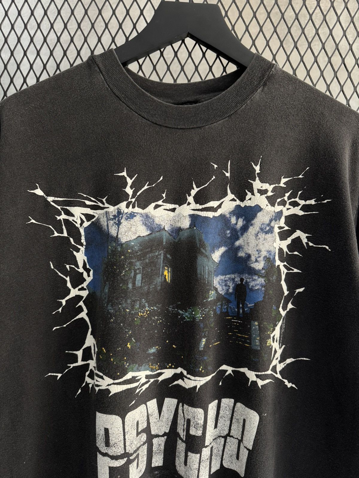 Universal Studios Vintage 1990s Psycho Horror Movie Promo Tee Size US XL / EU 56 / 4 - 2 Thumbnail