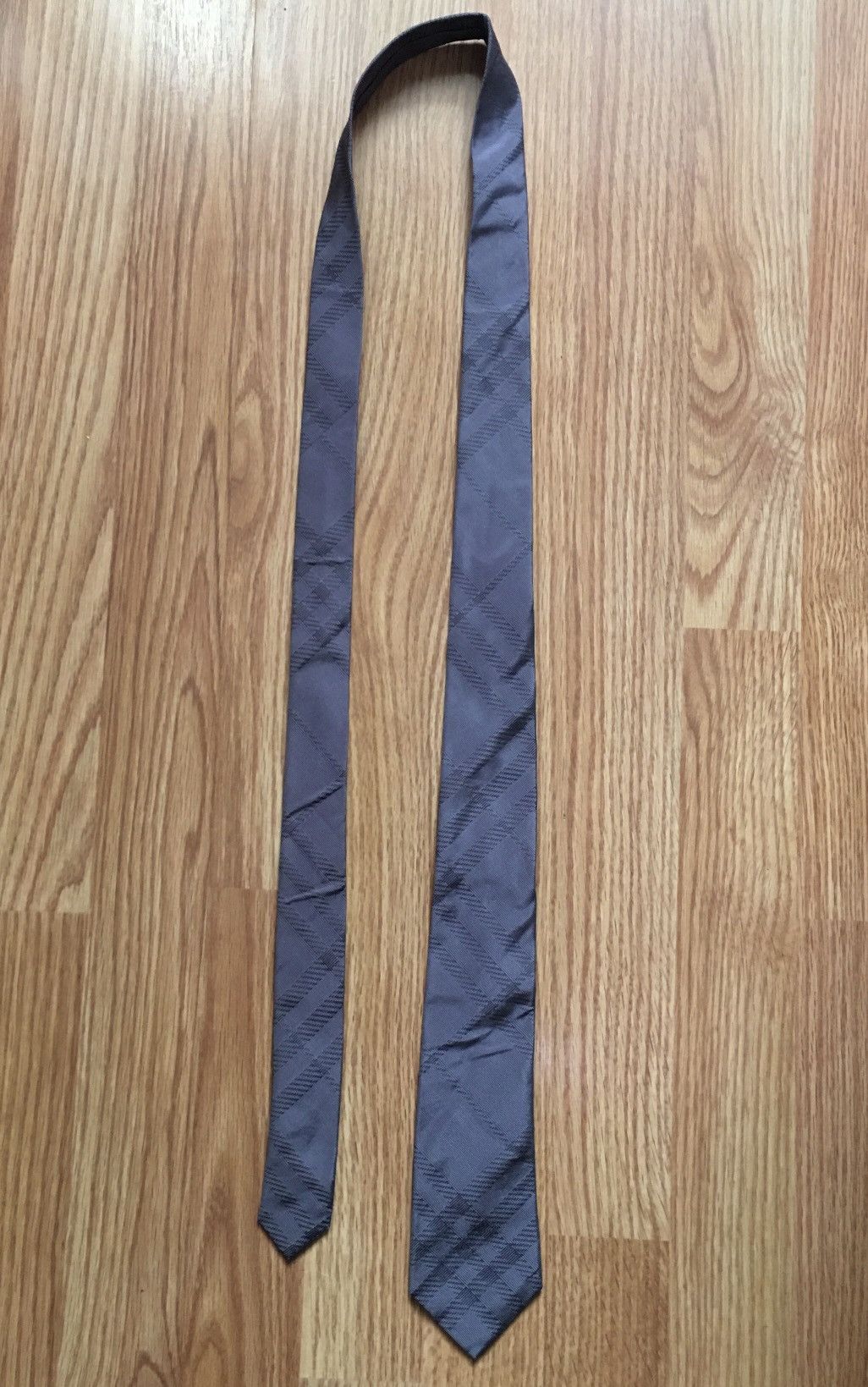 Burberry Burberry Metalic Gray Check Plaid Silk Mens Tie Size ONE SIZE - 8 Thumbnail